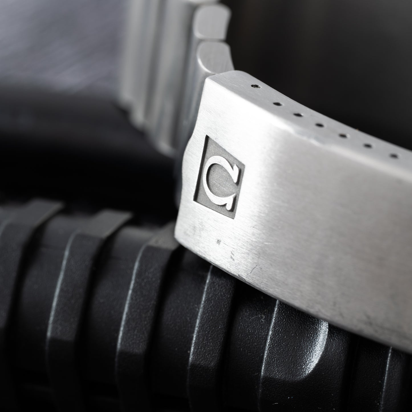 Omega Constellation Marine Chronometer Megaquartz