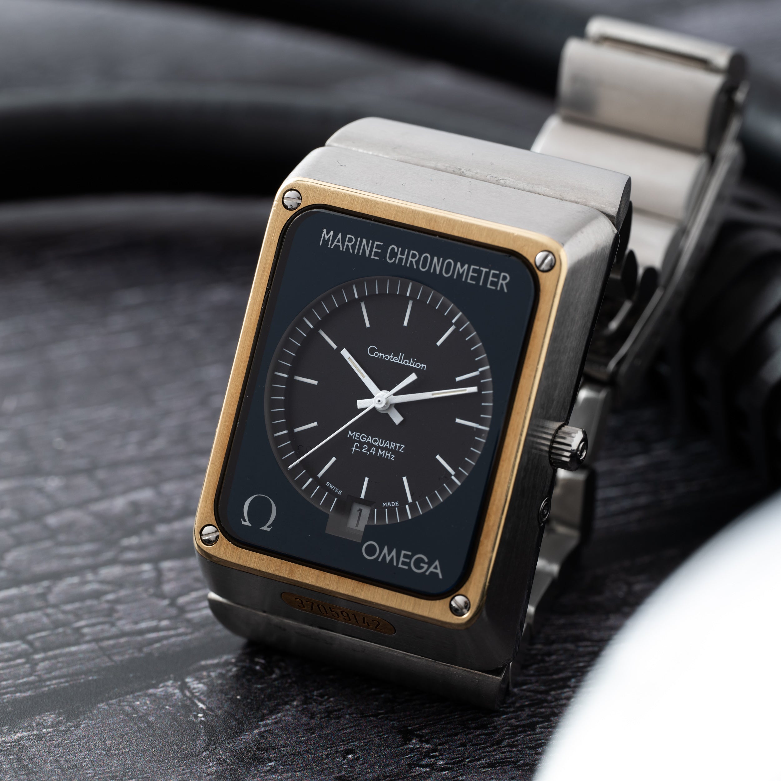 【MAFR-8】◆オメガ◆1MEGAQUARTZARIN-CHRONOMETER Omega Constellation Marine Chronometer Megaquartz – Analog:Shift