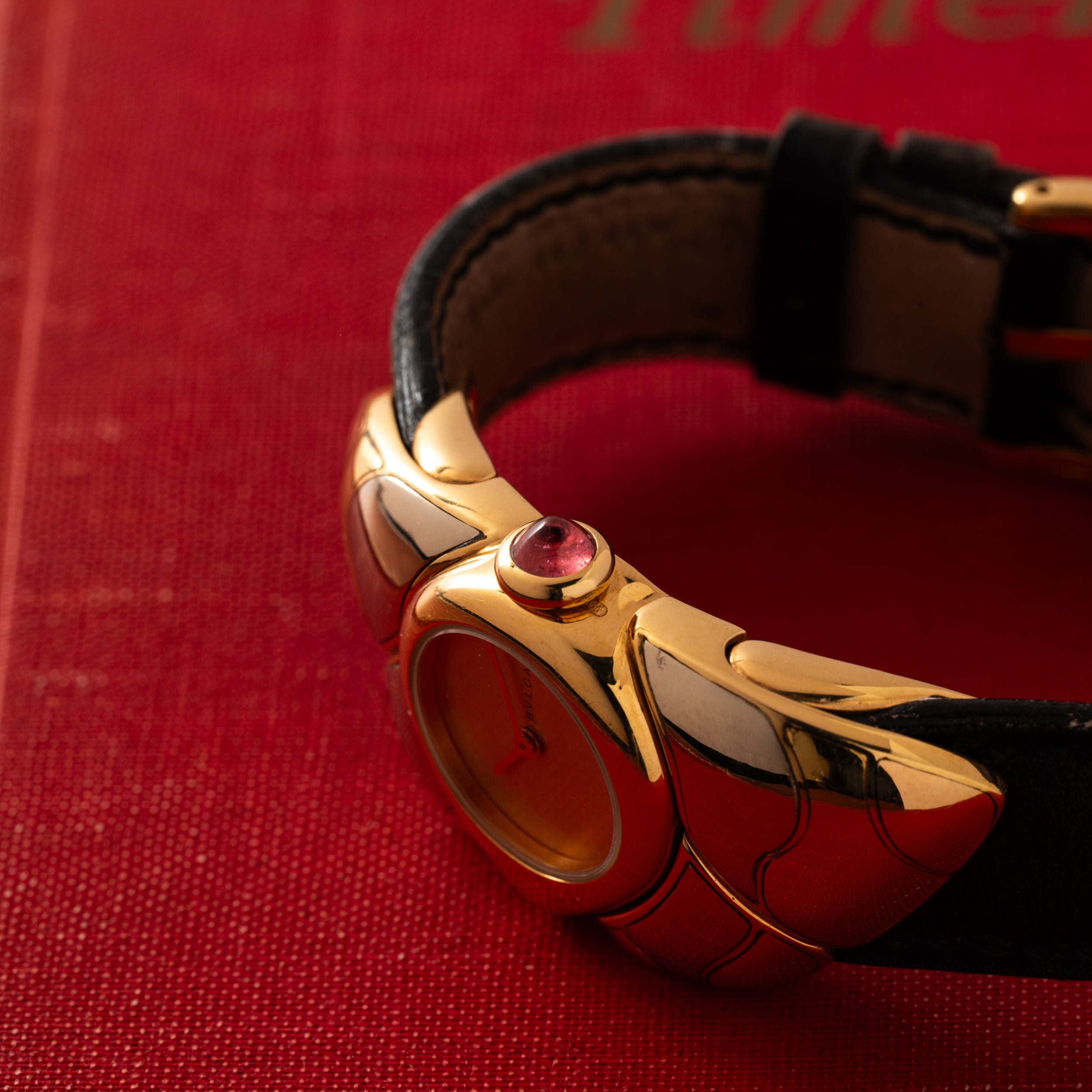 Bulgari Farfalla 'Butterfly' Tri-Gold – Analog:Shift