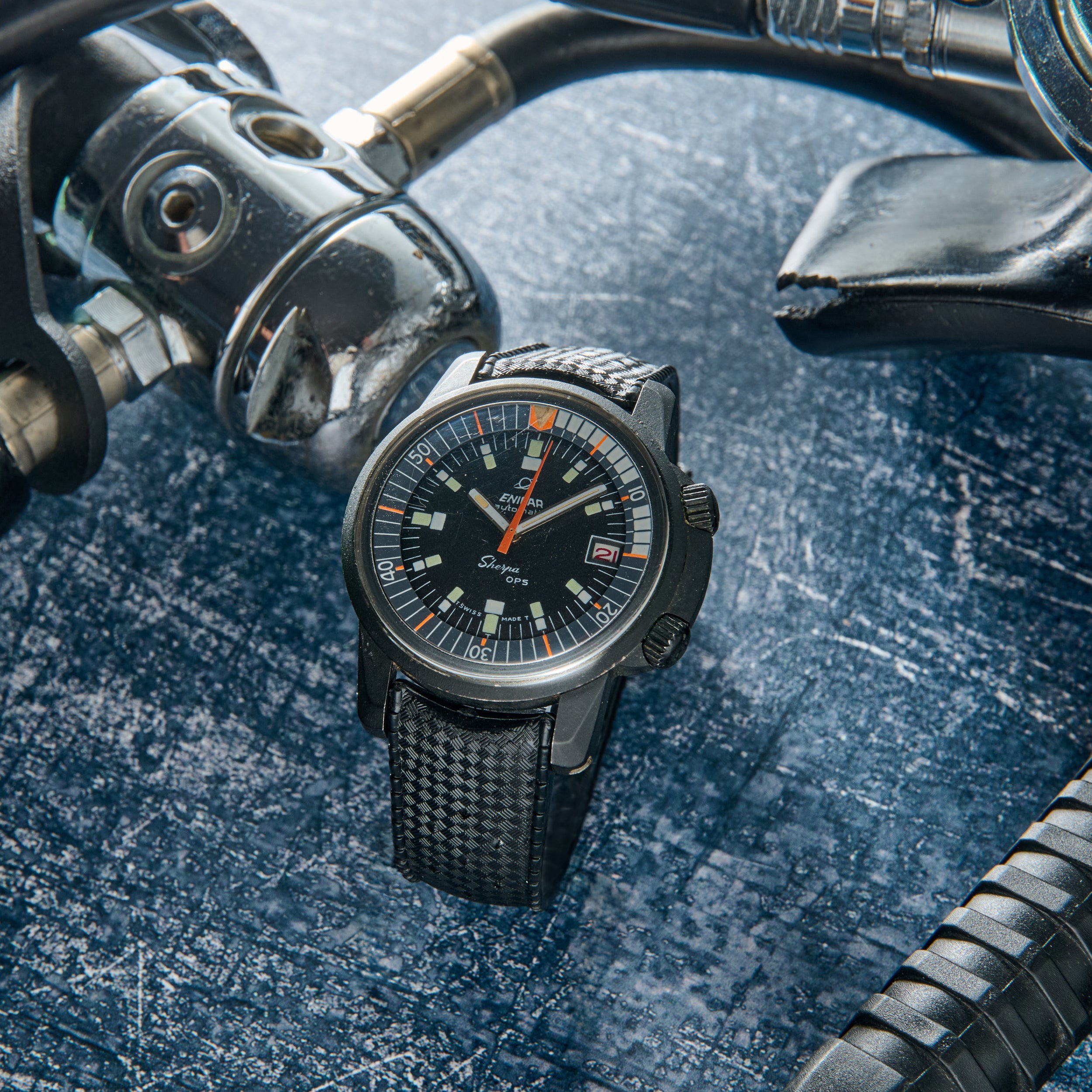 Enicar Sherpa OPS – Analog:Shift