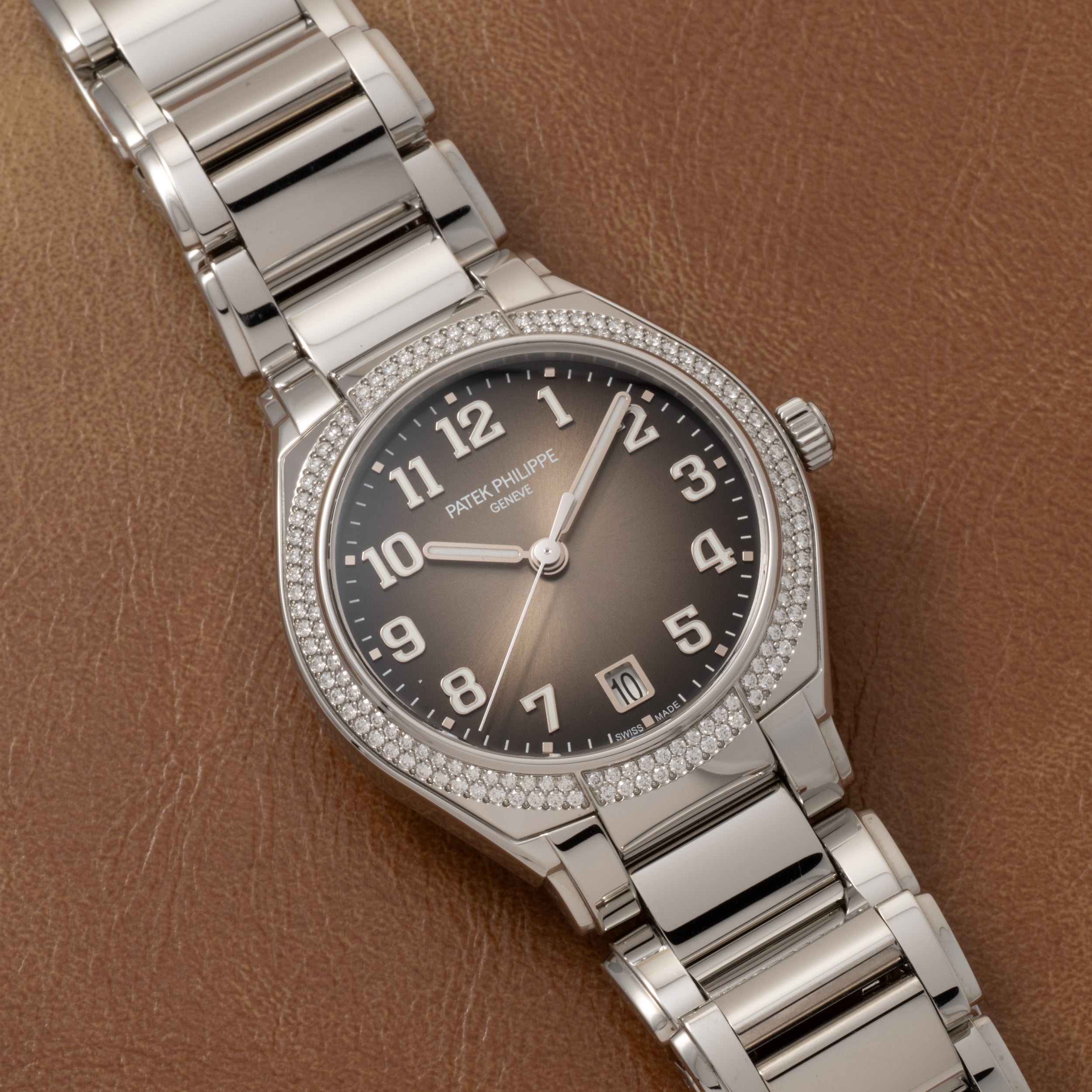 Patek Philippe Twenty-4 – Analog:Shift