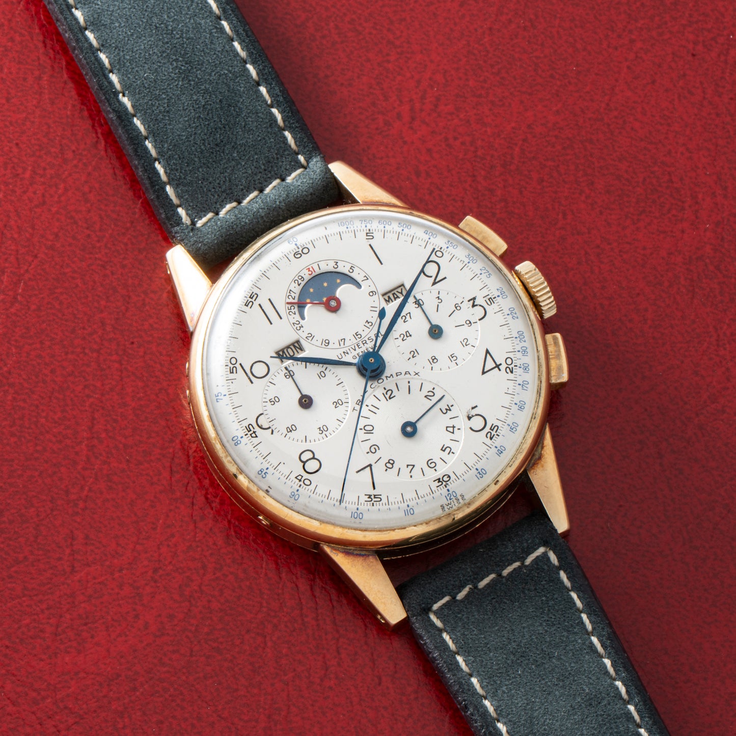 Universal Geneve Tri-Compax