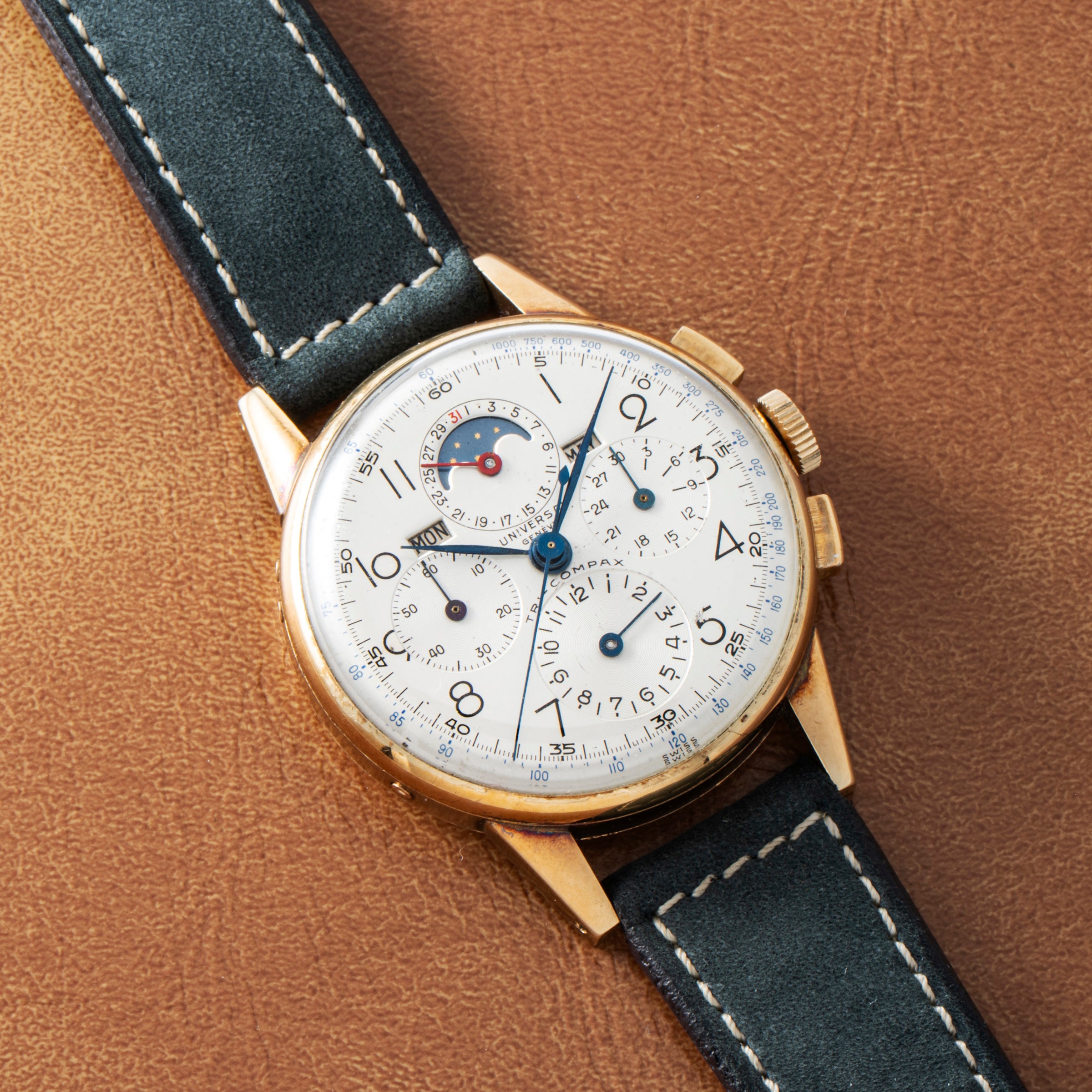 Universal Geneve Tri-Compax