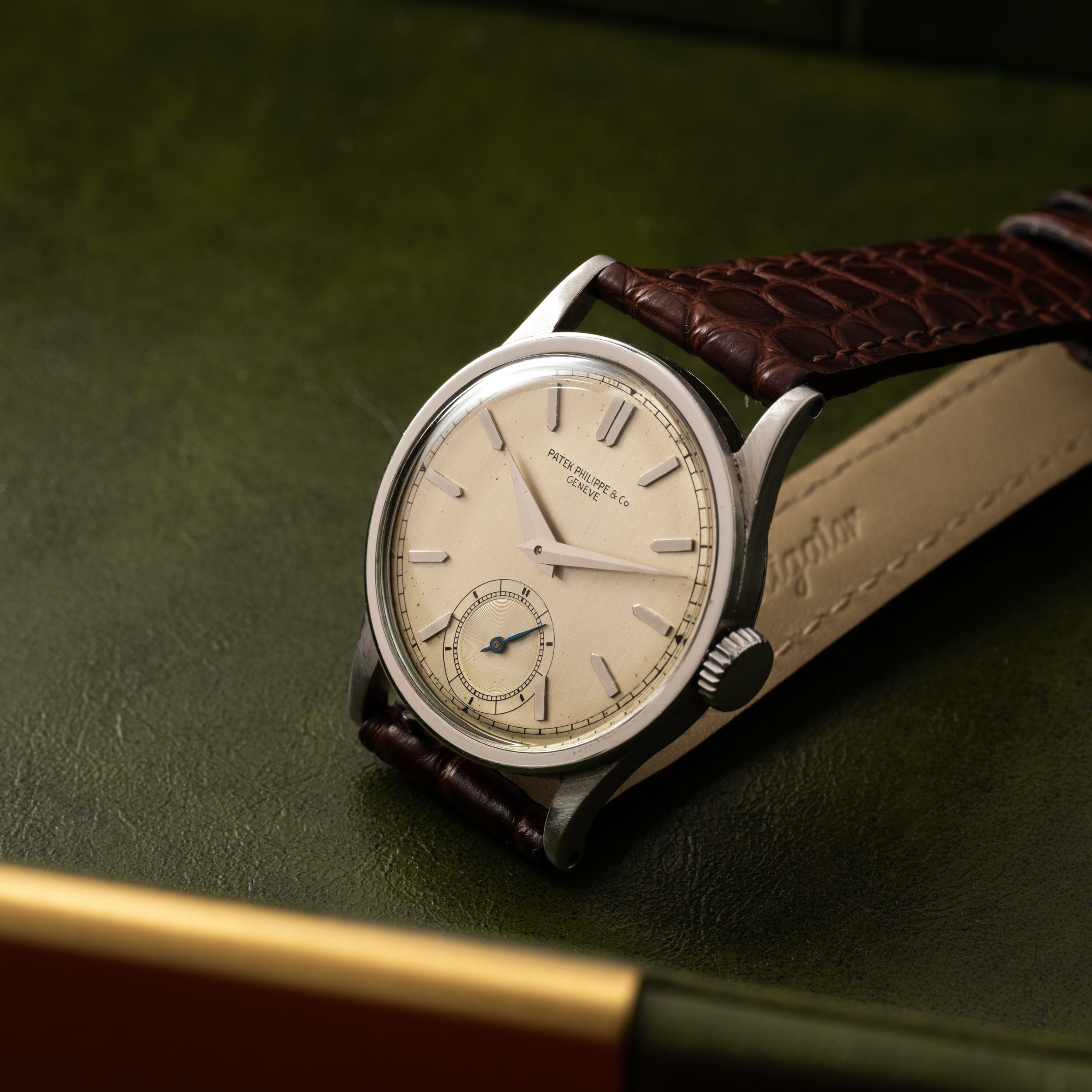 Patek Philippe Calatrava – Analog:Shift