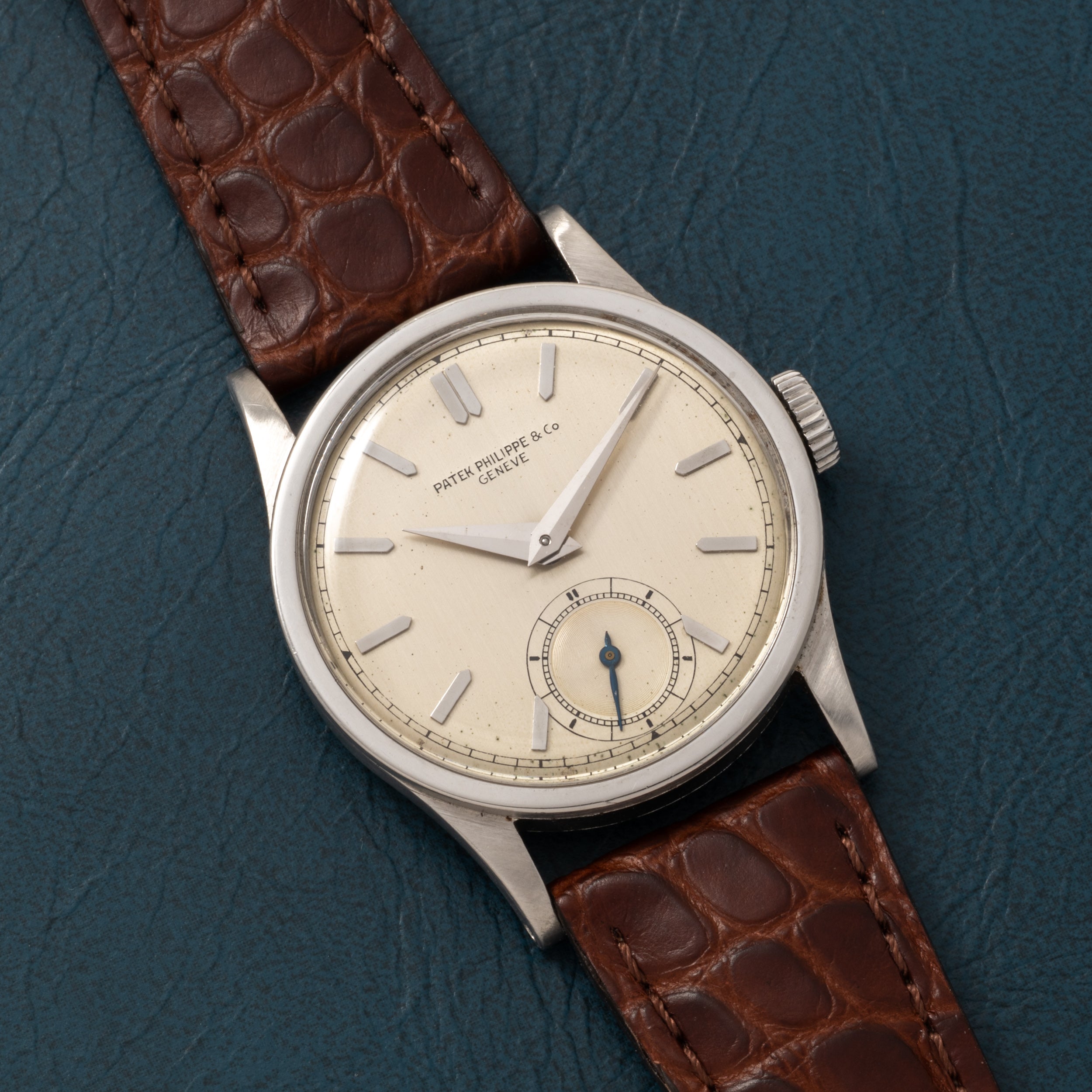 Patek Philippe Calatrava – Analog:Shift