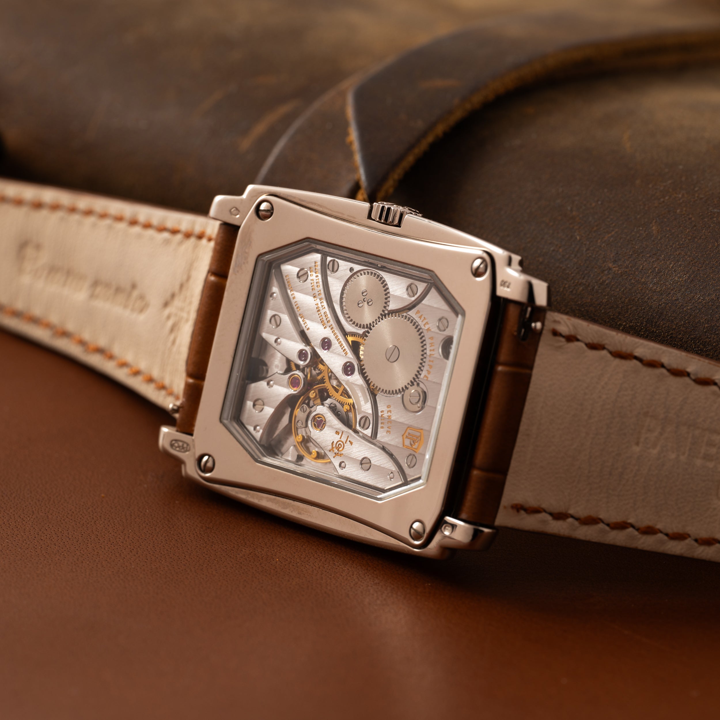 Patek Philippe Gondolo – Analog:Shift