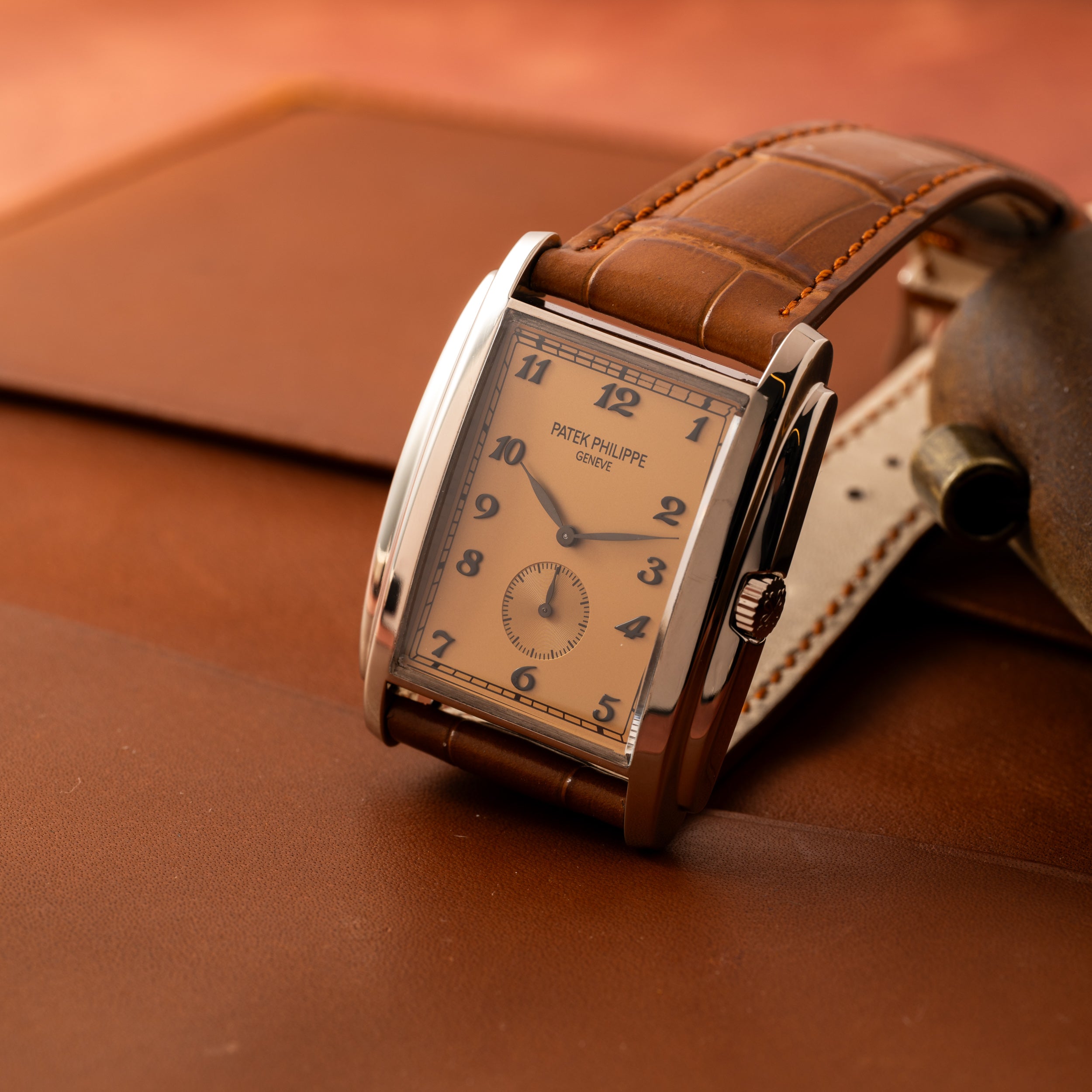 Patek Philippe Gondolo – Analog:Shift