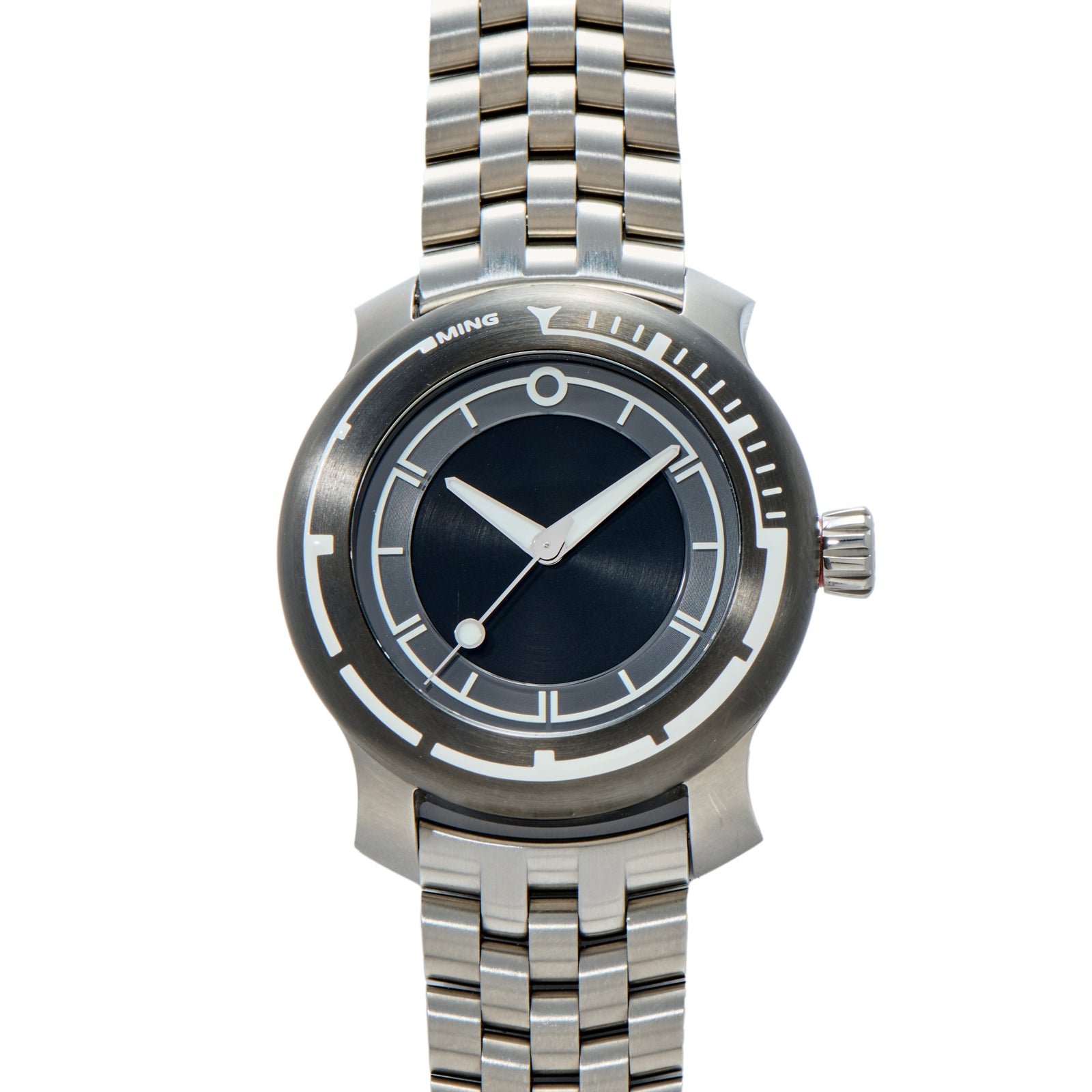 MING 18.01 H41 Diver