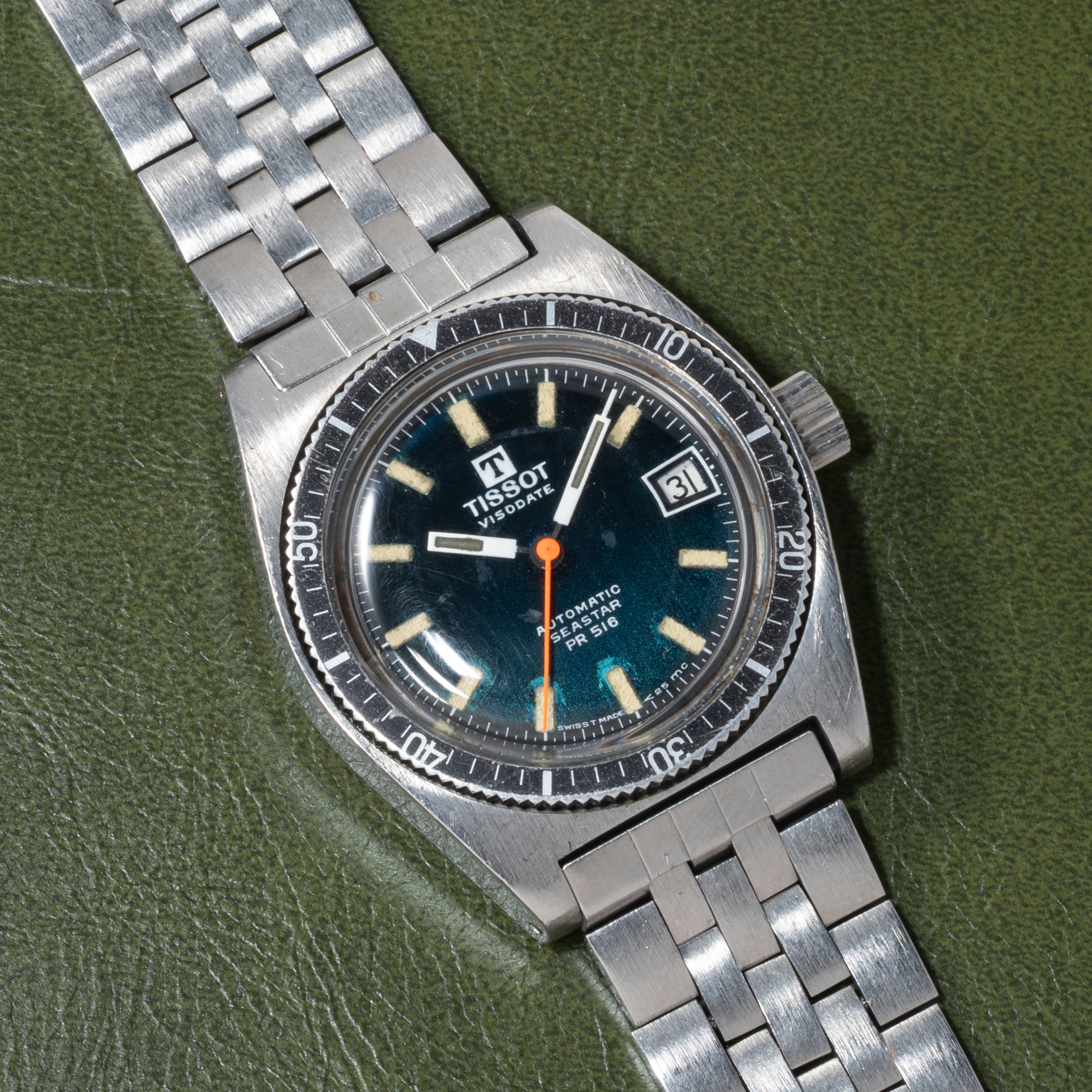 Tissot PR-516 'Roger Moore' – Analog:Shift