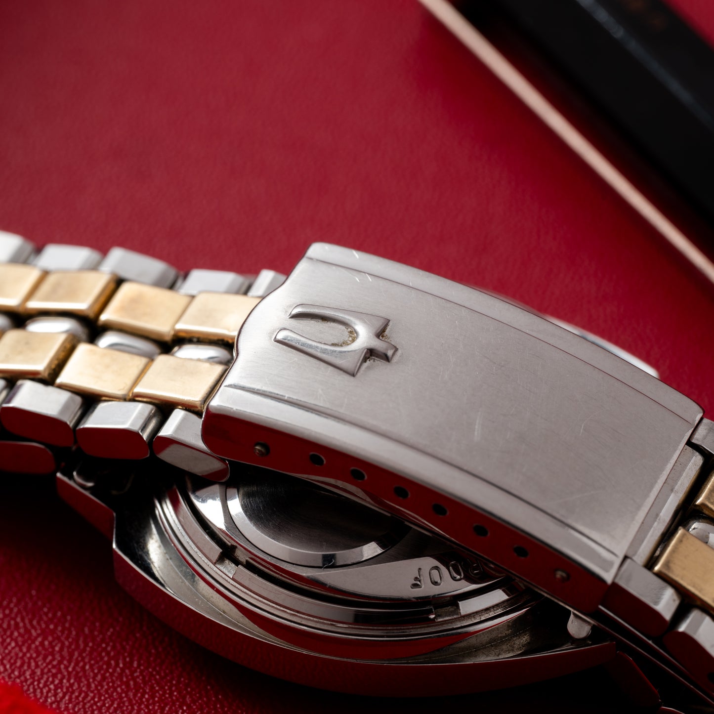 Bulova Accutron 'Floppy Football'