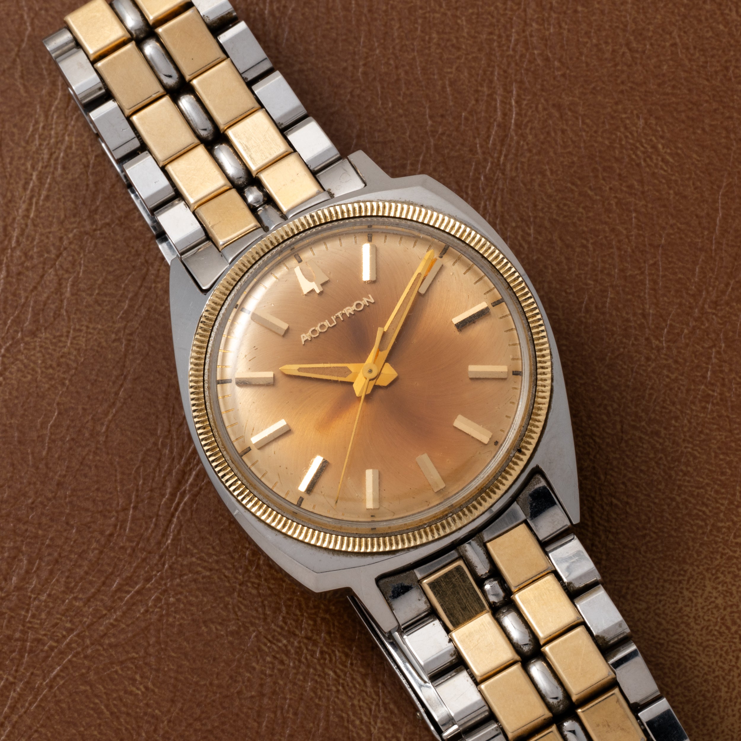 Bulova Accutron 'Floppy Football' – Analog:Shift