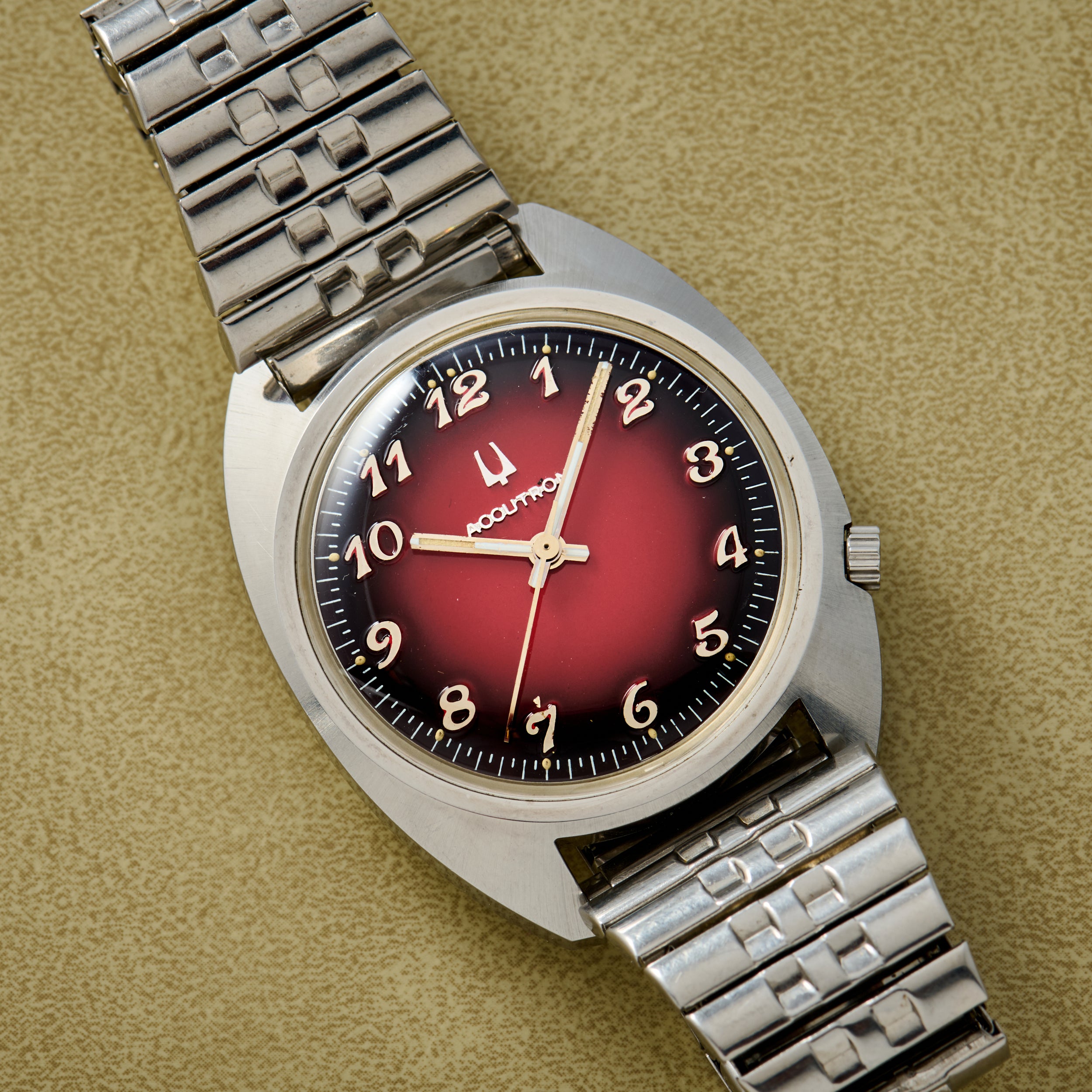 Bulova Accutron 'Breguet' Red Fumé – Analog:Shift