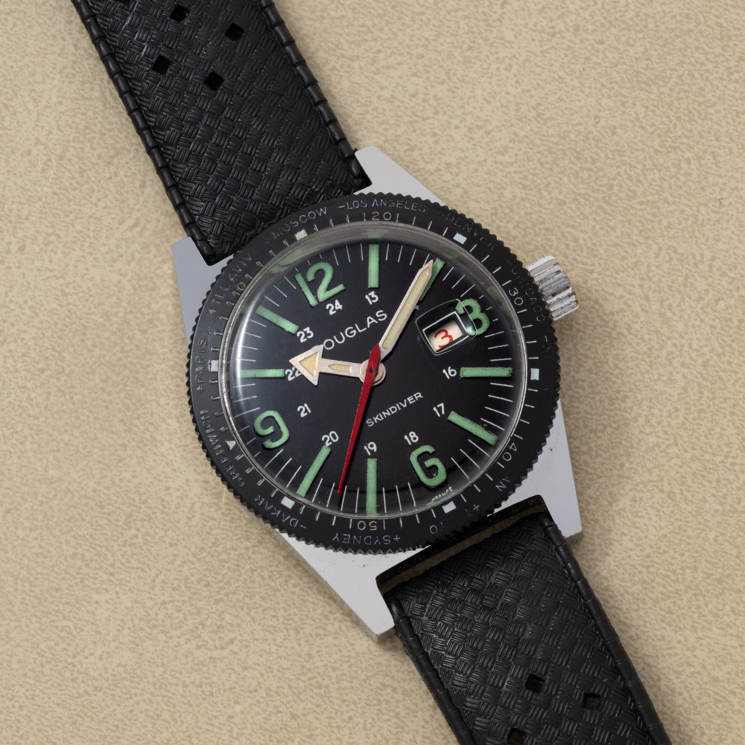 Douglas Skindiver World Time 'Neil Armstrong'