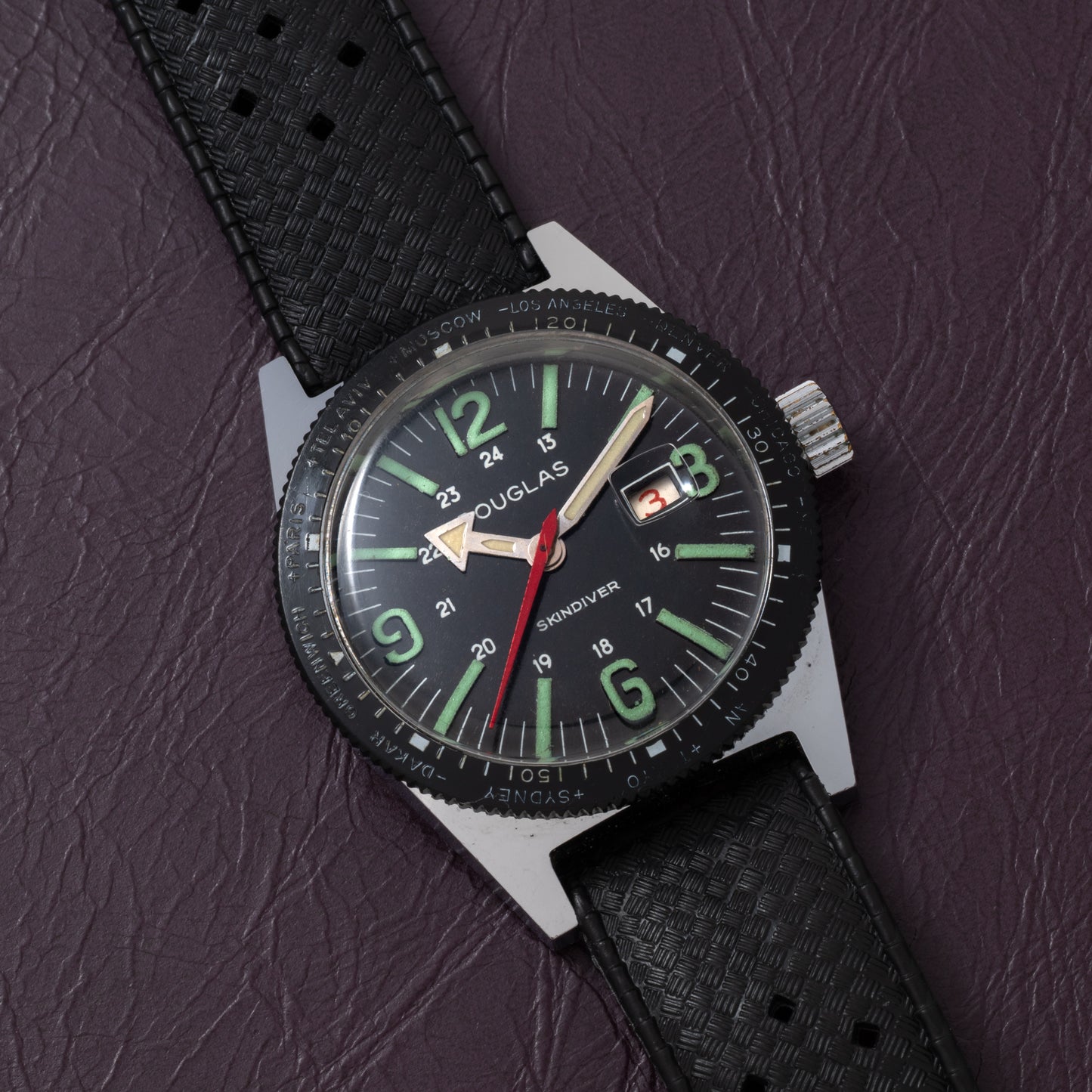 Douglas Skindiver World Time 'Neil Armstrong'