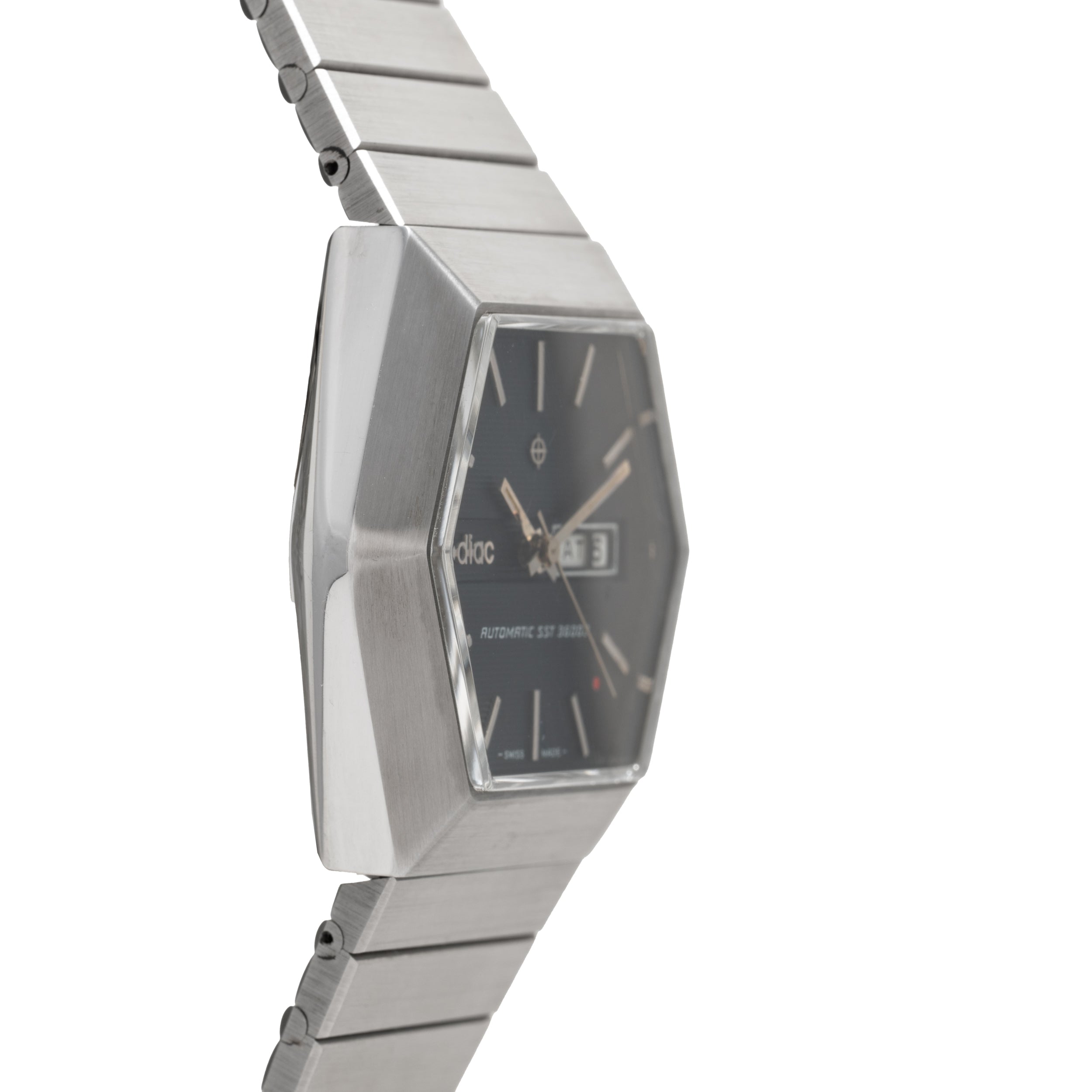 Zodiac Automatic SST 36000 'Red Point' – Analog:Shift