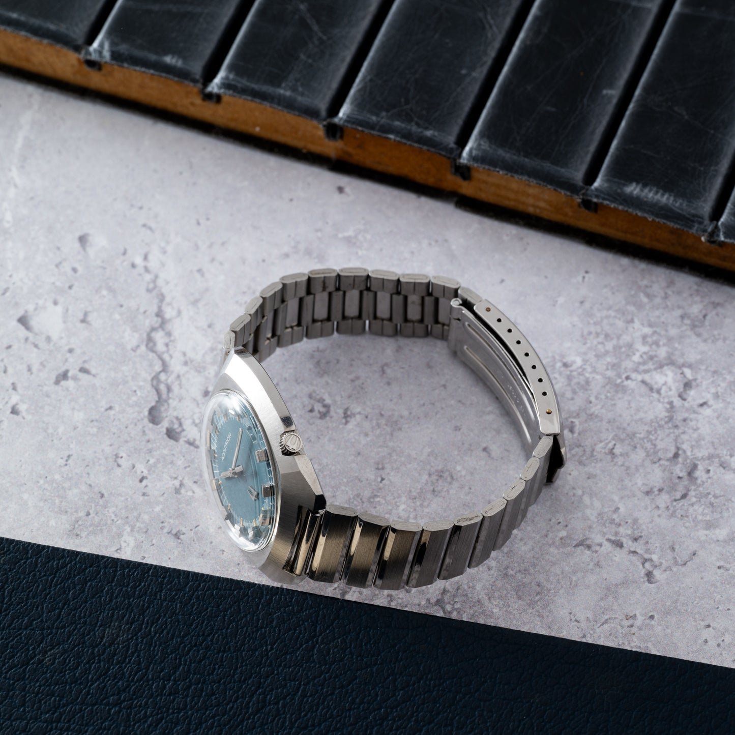 Bulova Accutron 261 'Original' Cushion TV