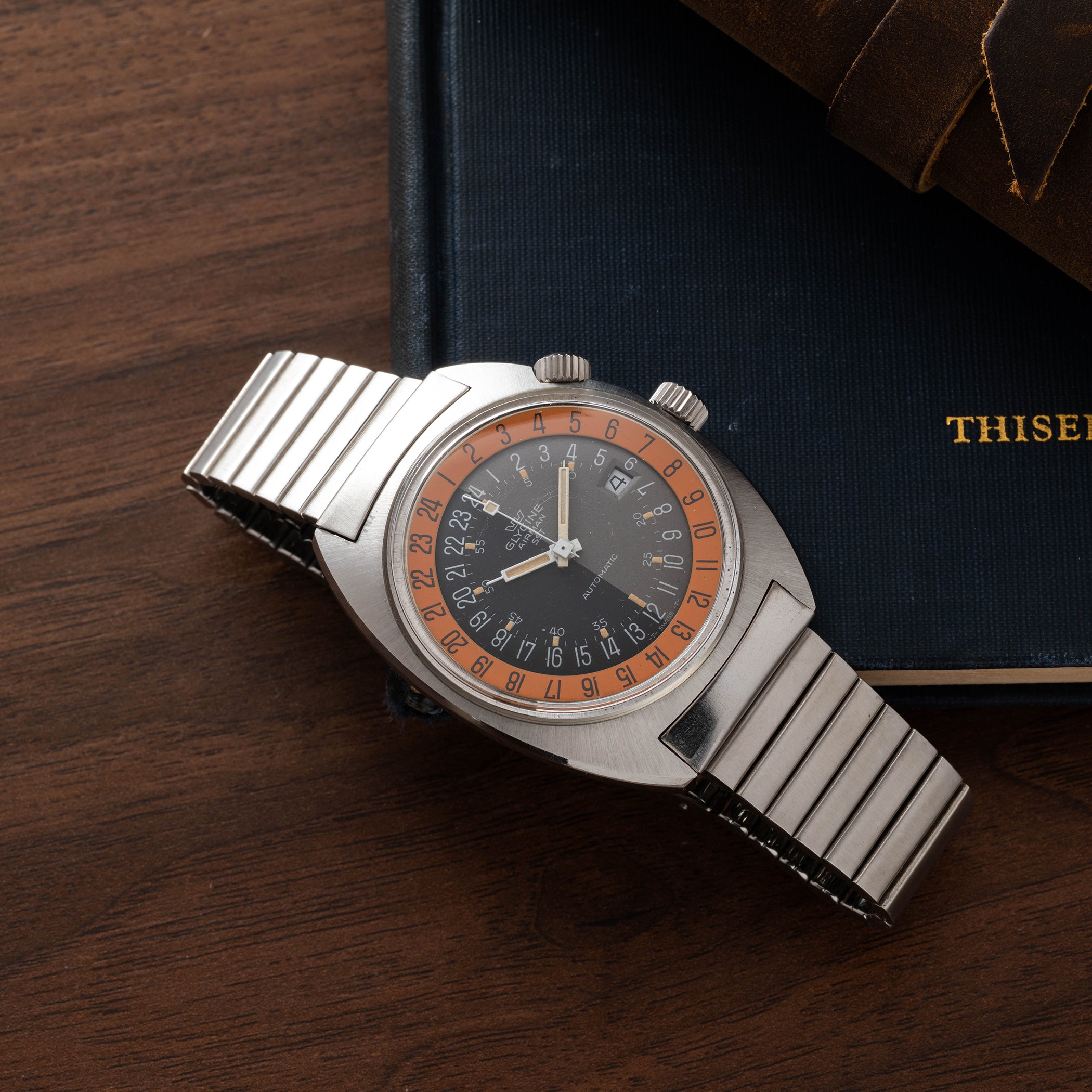 Glycine Airman – Analog:Shift