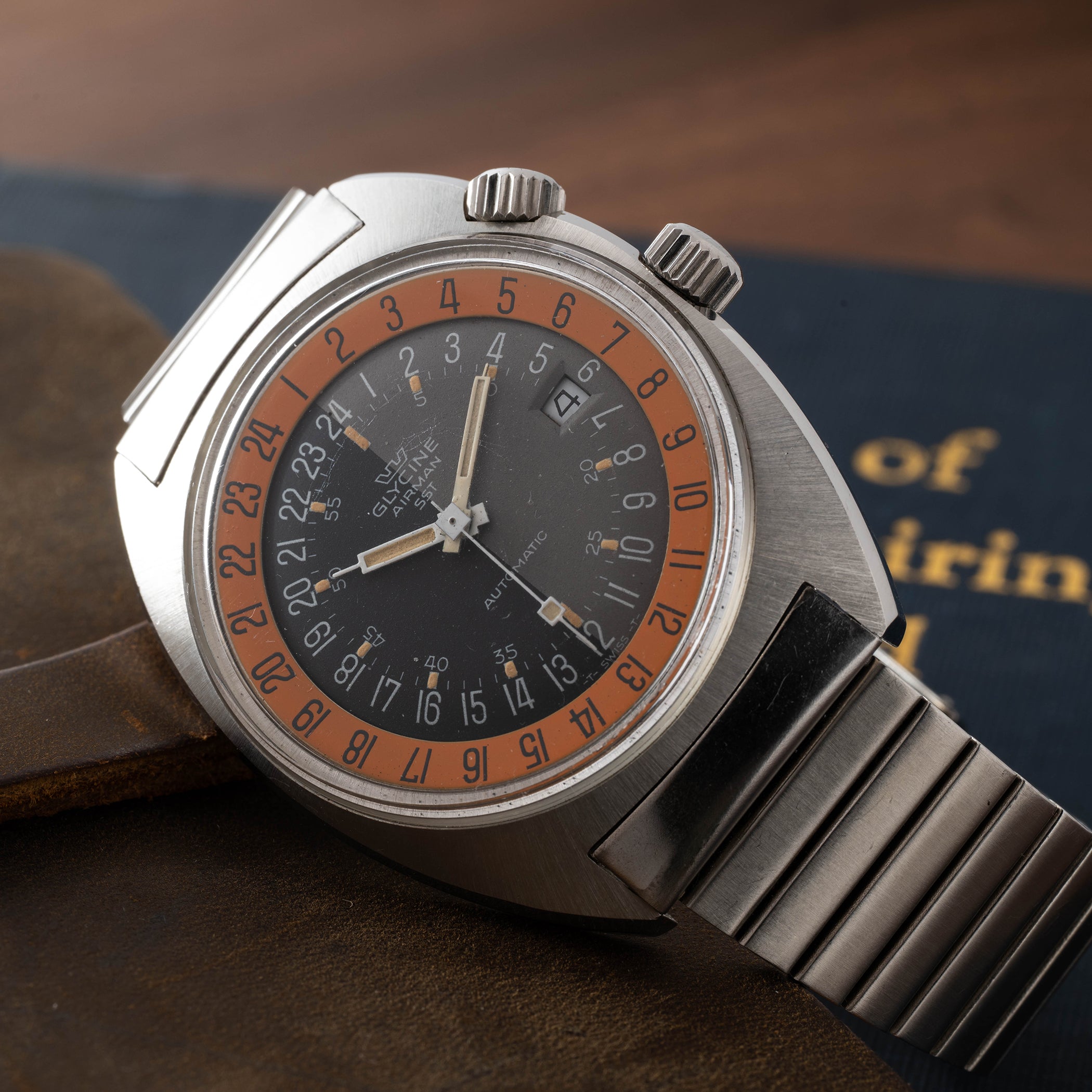 Glycine Airman – Analog:Shift