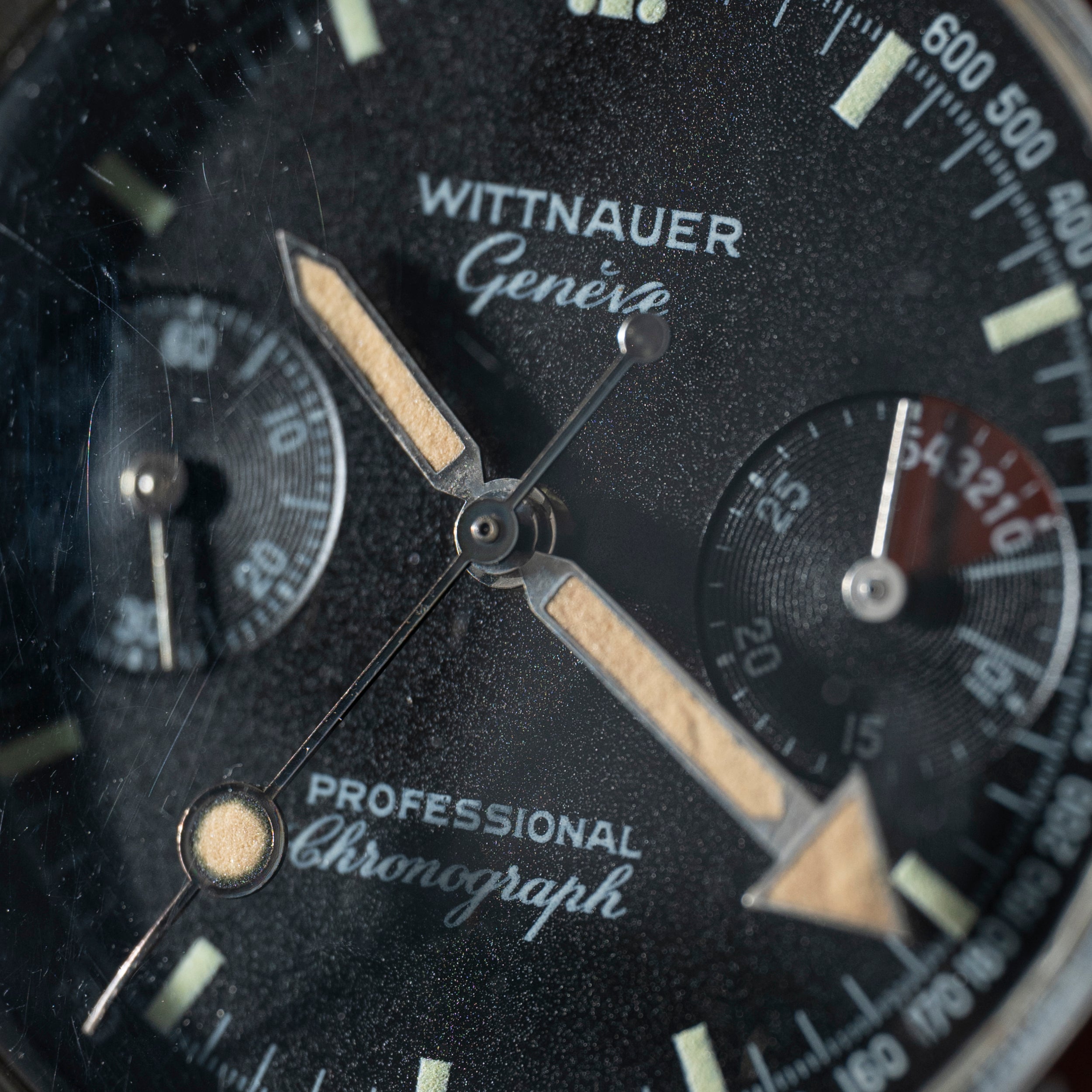 Wittnauer Professional Chronograph – Analog:Shift
