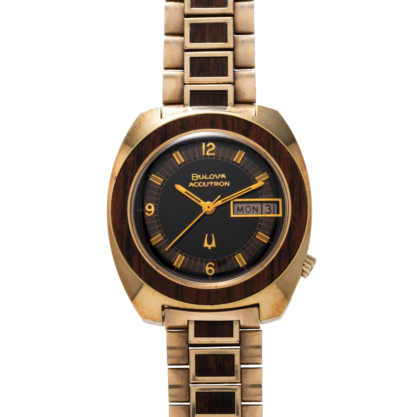 Bulova Accutron Cushion 'Woody'
