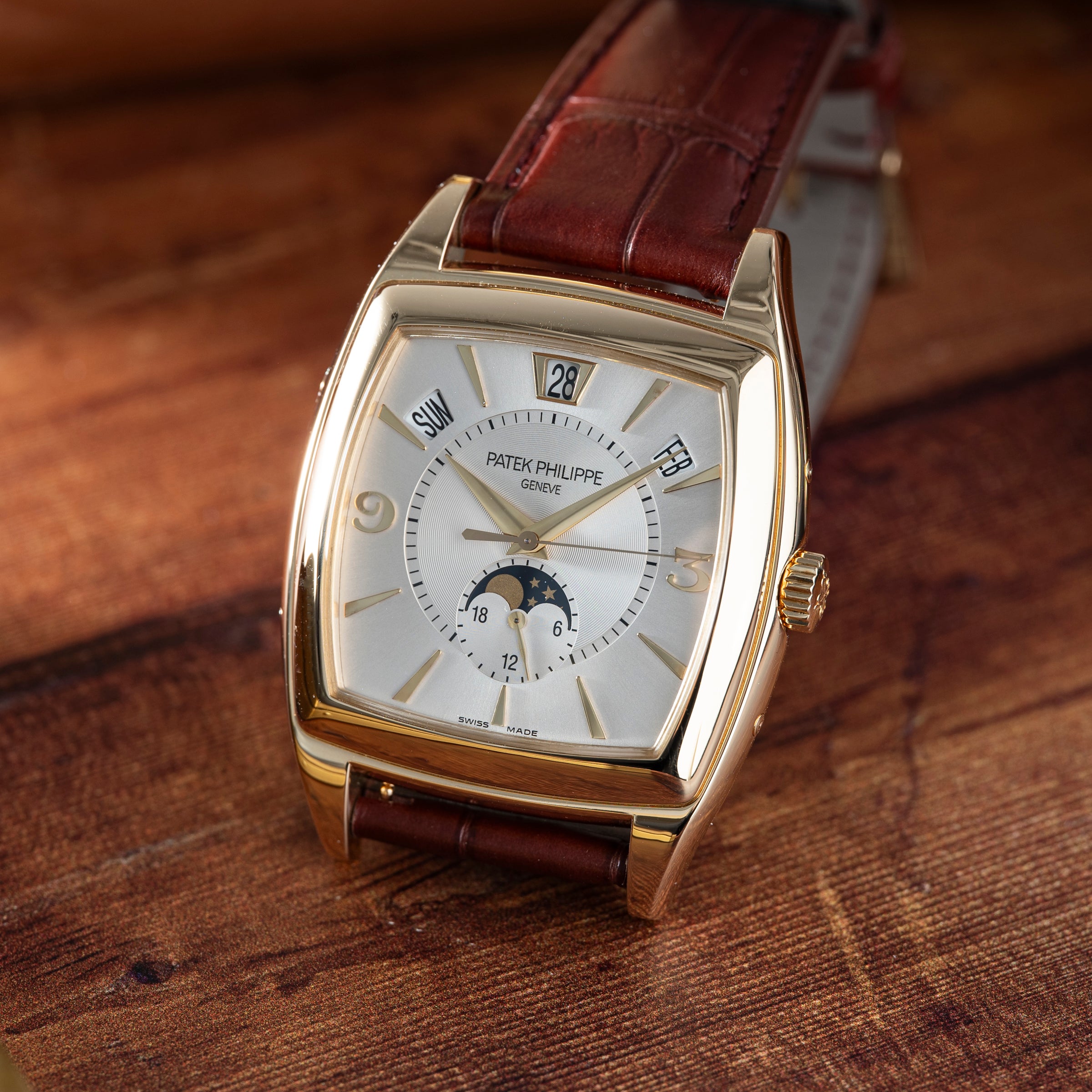 Patek Philippe Gondolo Annual Calendar – Analog:Shift