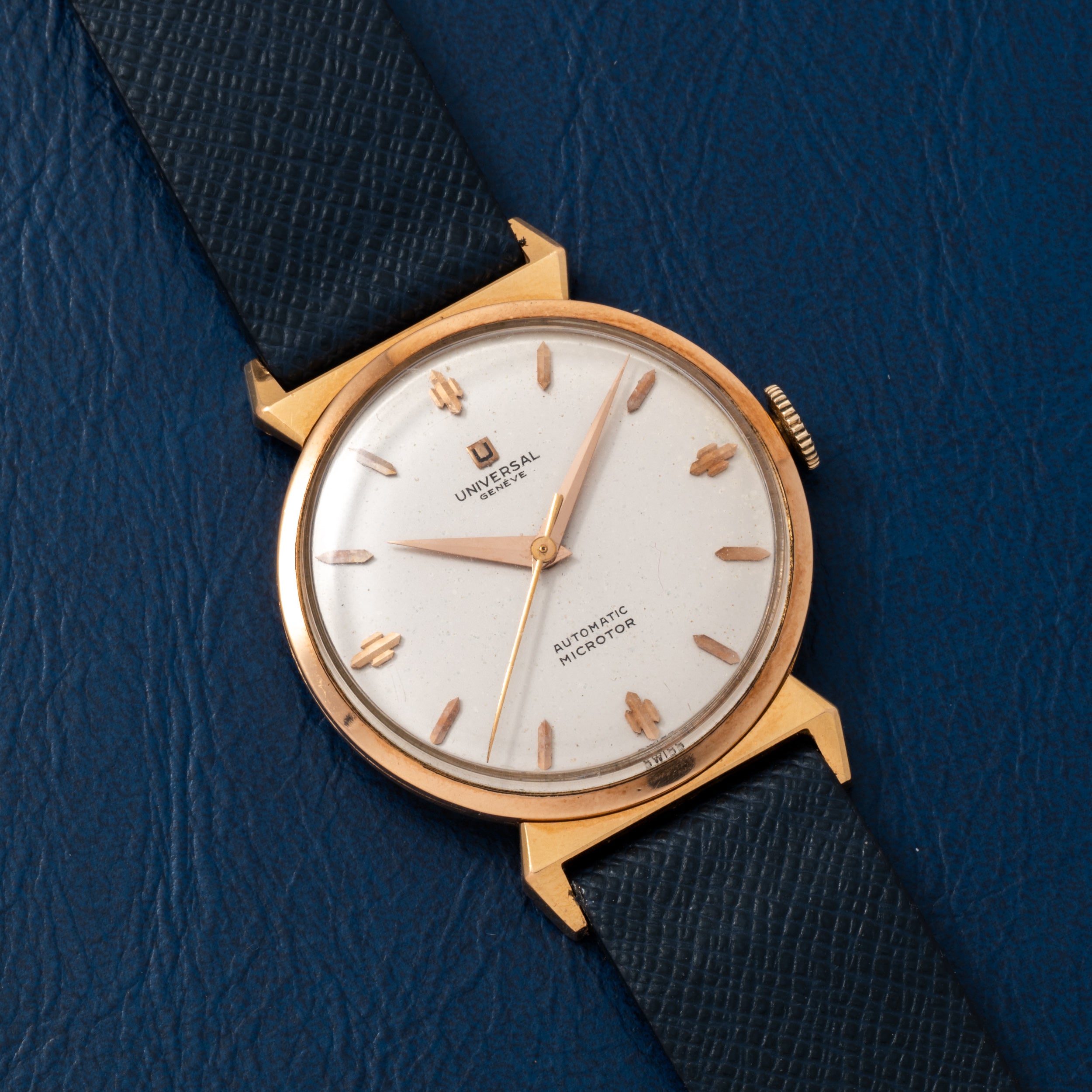 Universal Genève 'Fancy Lug' Calibre 215 Dress Watch