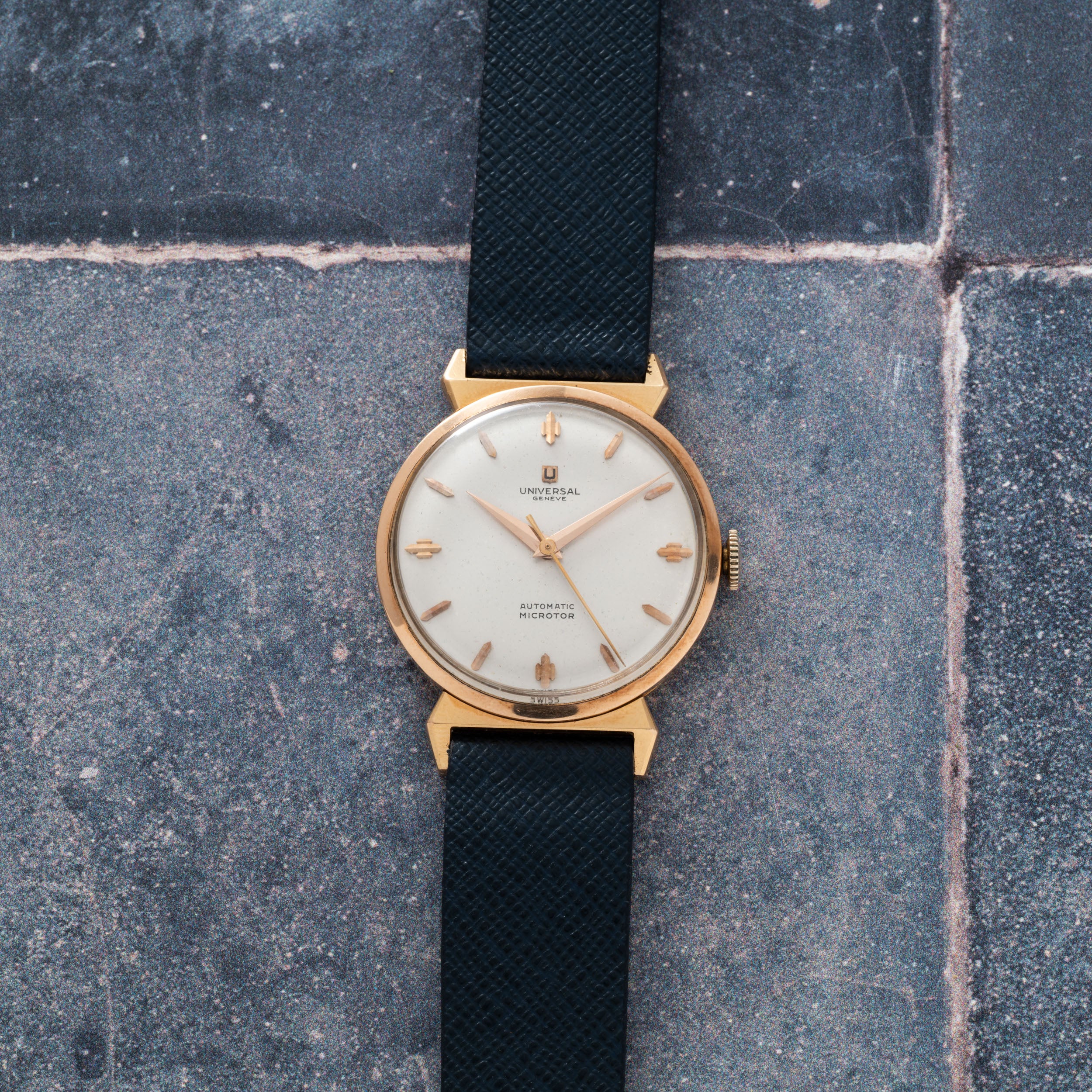 Universal Genève 'Fancy Lug' Calibre 215 Dress Watch – Analog:Shift