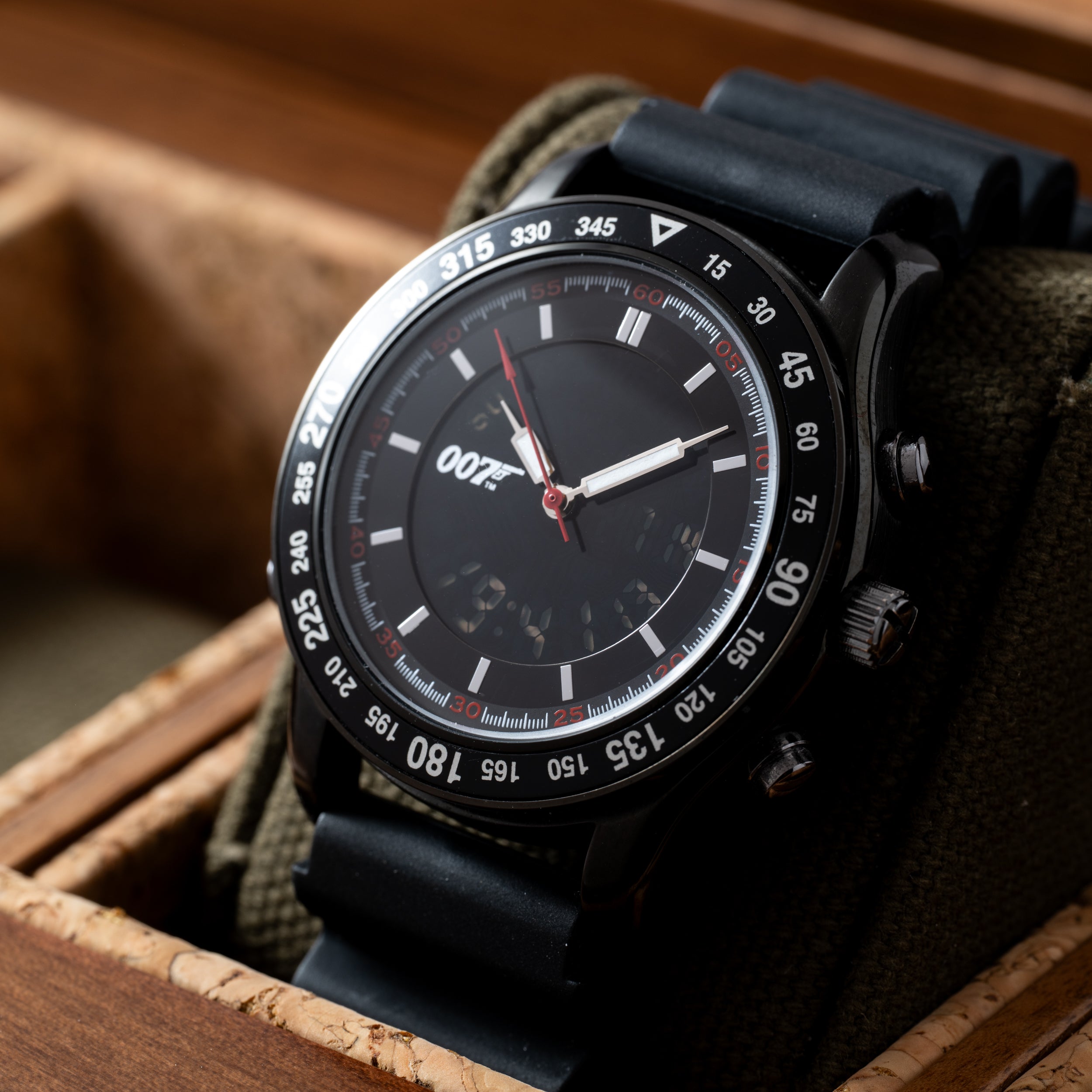 Fossil James Bond Limited Edition Set 'NOS' – Analog:Shift