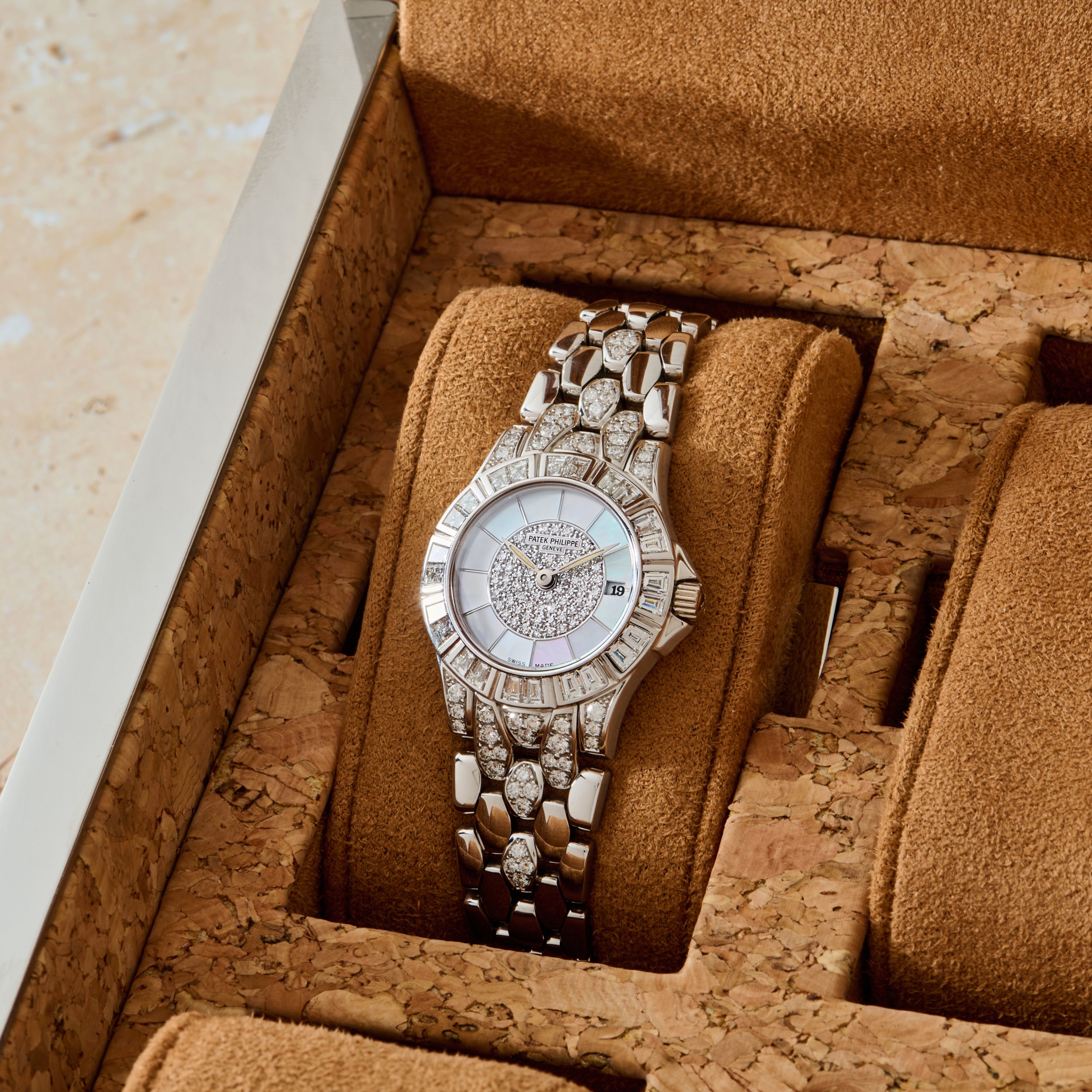 Patek Philippe Neptune 'MOP' – Analog:Shift