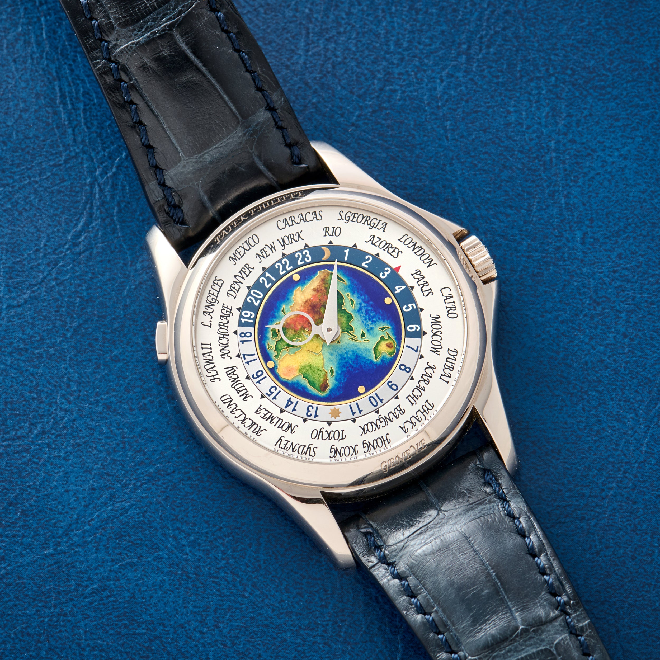Patek Philippe World Time Cloisonné – Analog:Shift