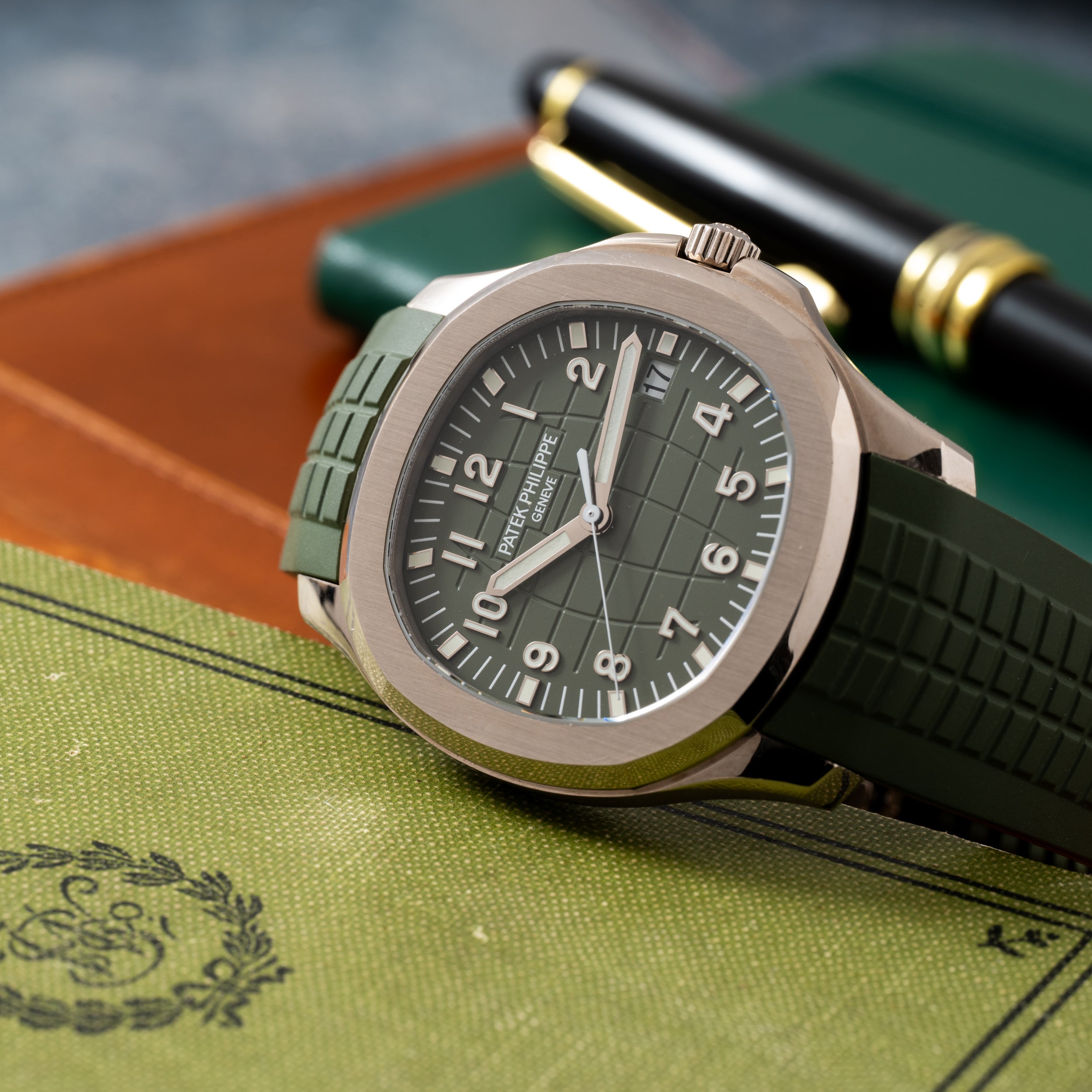 Patek Philippe Aquanaut – Analog:Shift