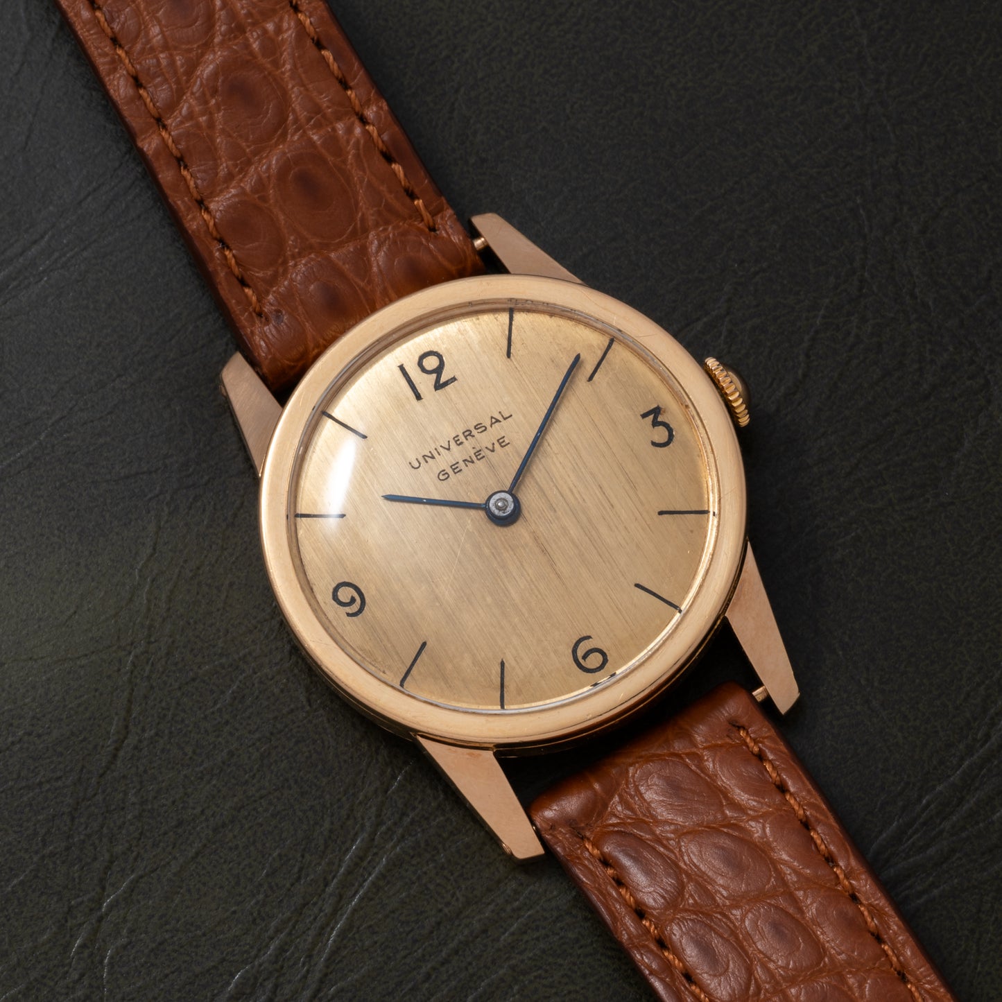 Universal Genève French Market 'Jules Person Case' Dress Watch