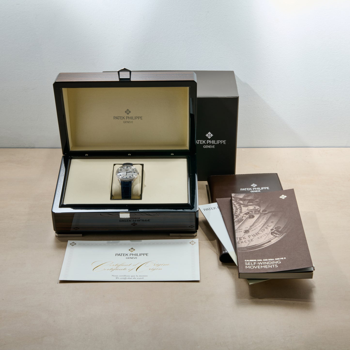 Patek Philippe Calatrava Diamonds