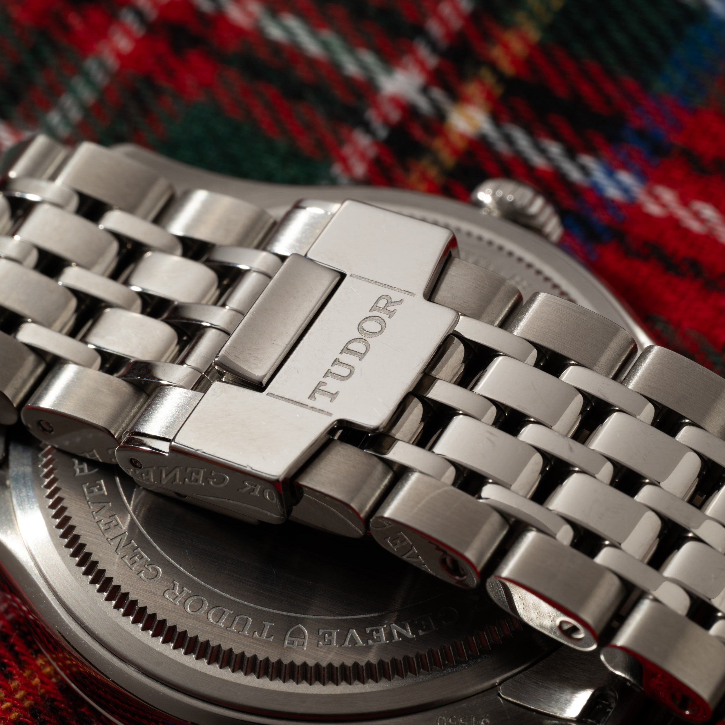 Tudor 1926 – Analog:Shift