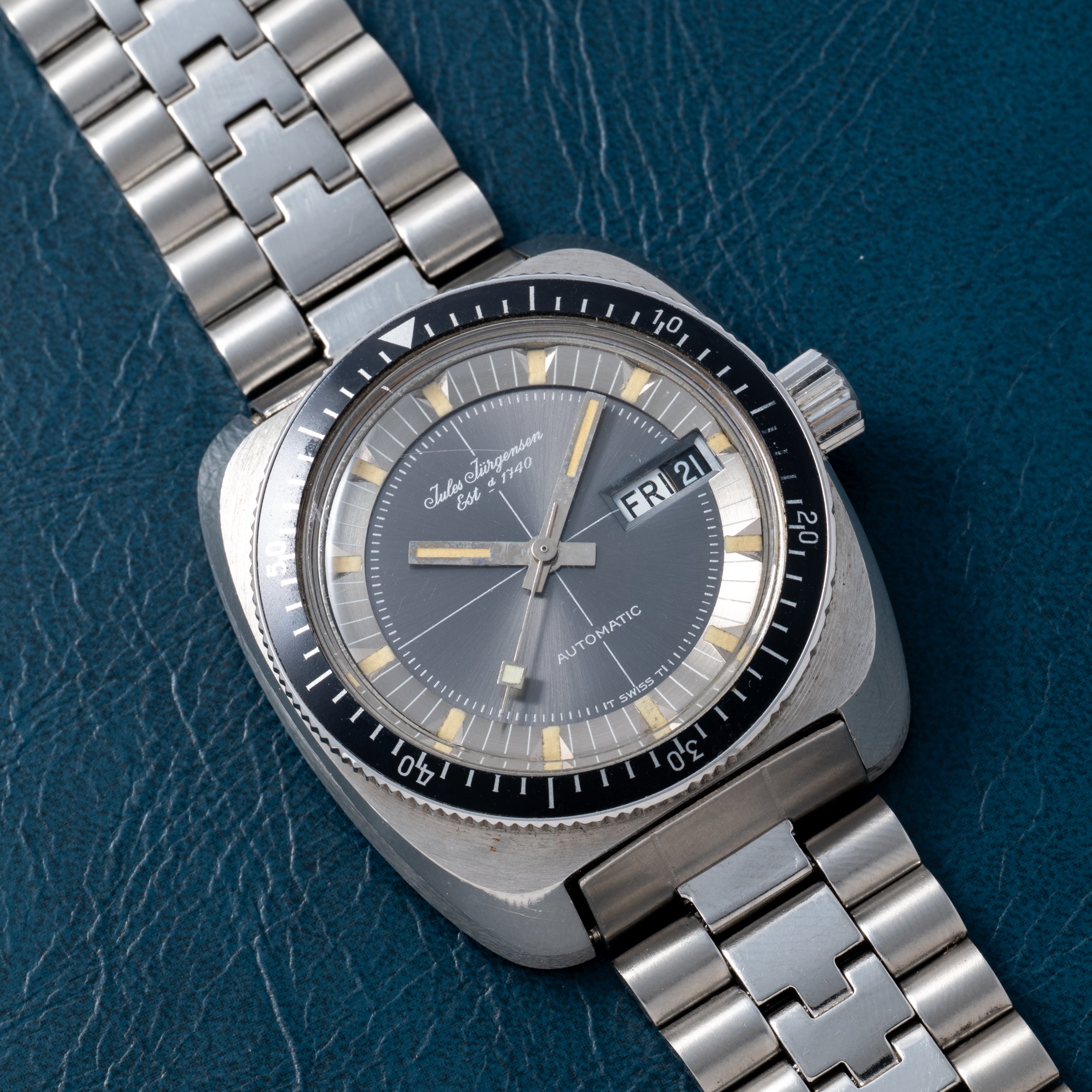 Jules Jurgensen Diver – Analog:Shift