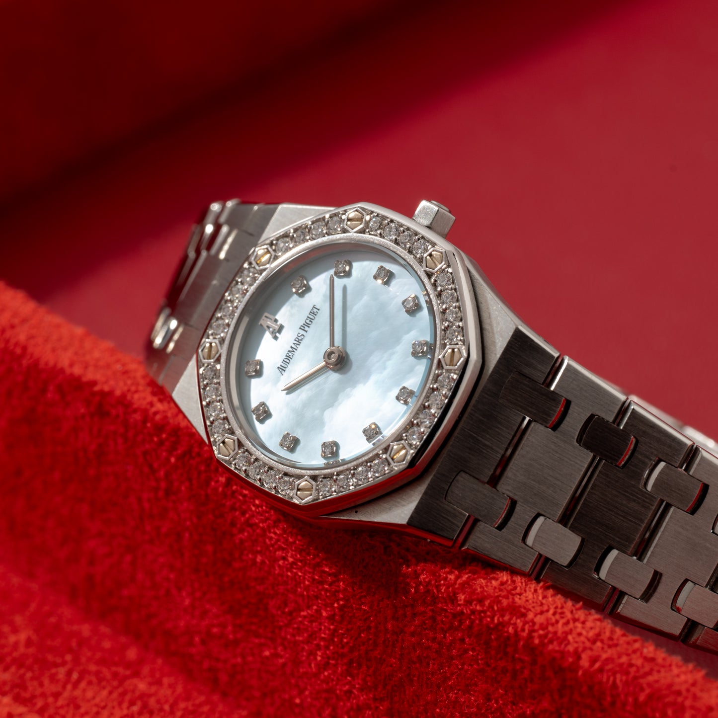 Audemars Piguet Royal Oak 'MOP' Ladies Diamonds