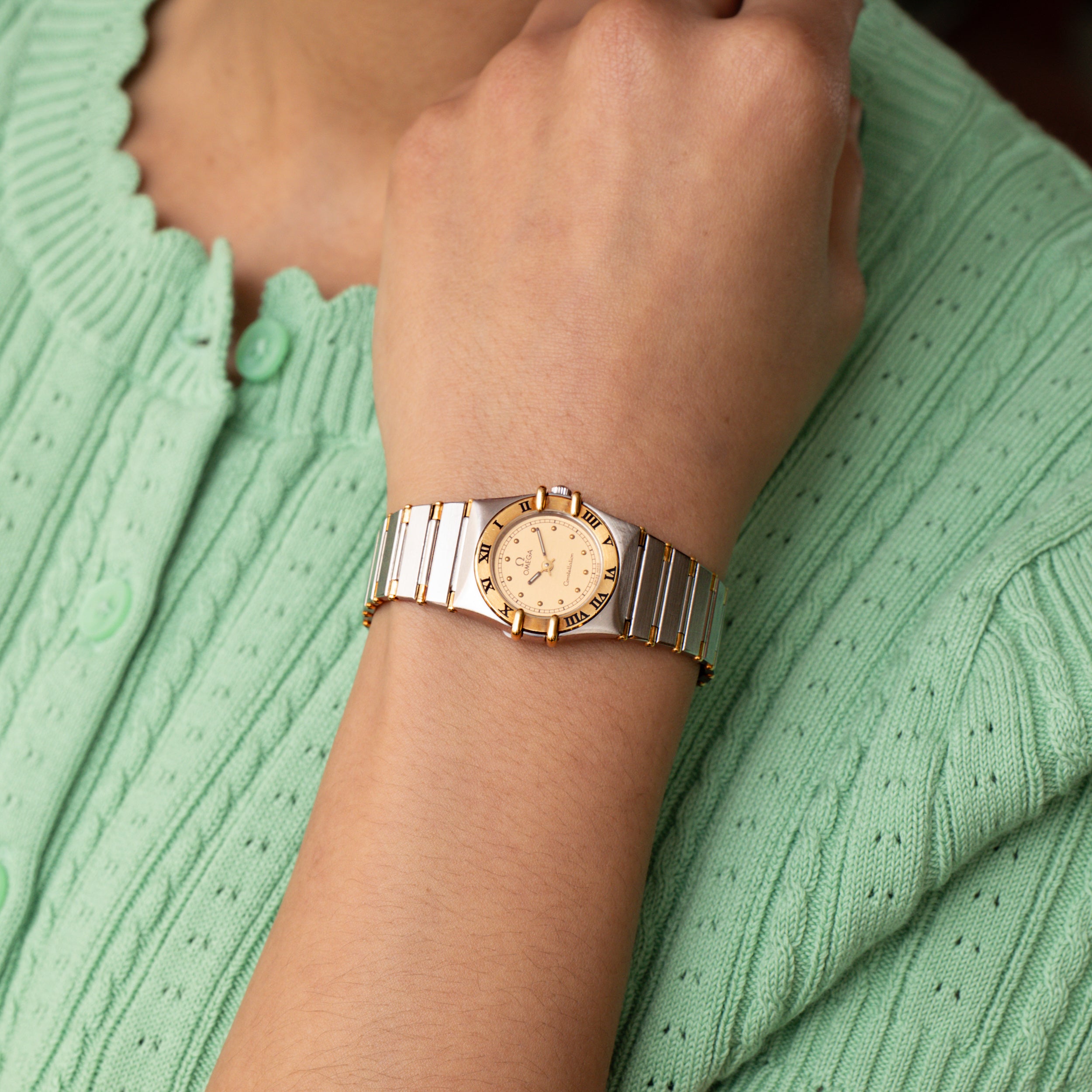 Omega Constellation Two-Tone – Analog:Shift