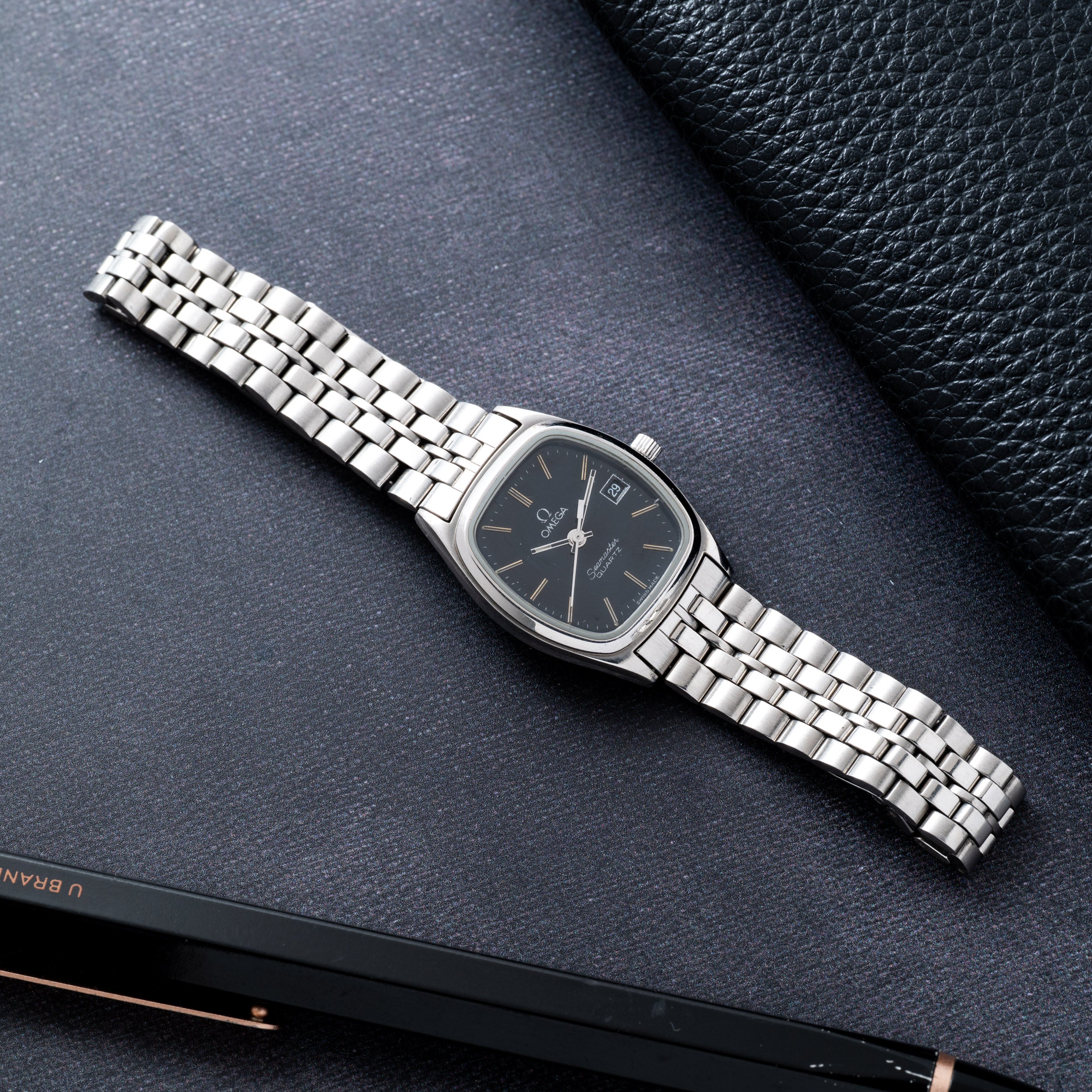 OMEGA Seamaster QUARTZ 腕時計 Omega Seamaster Quartz – Analog:Shift