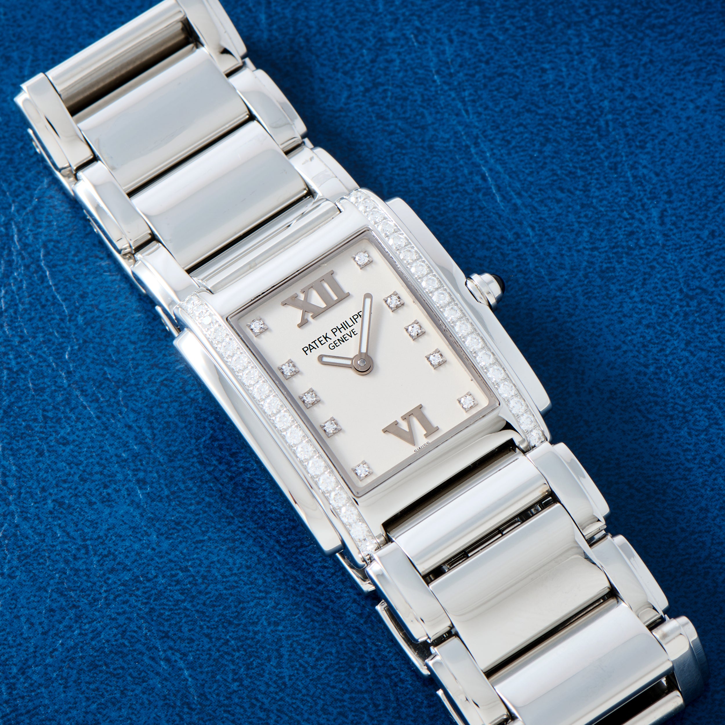 腕時計 PATEK PHILIPPE Twenty-4 Introducing The Patek Philippe Twenty-4 Automatic Watch