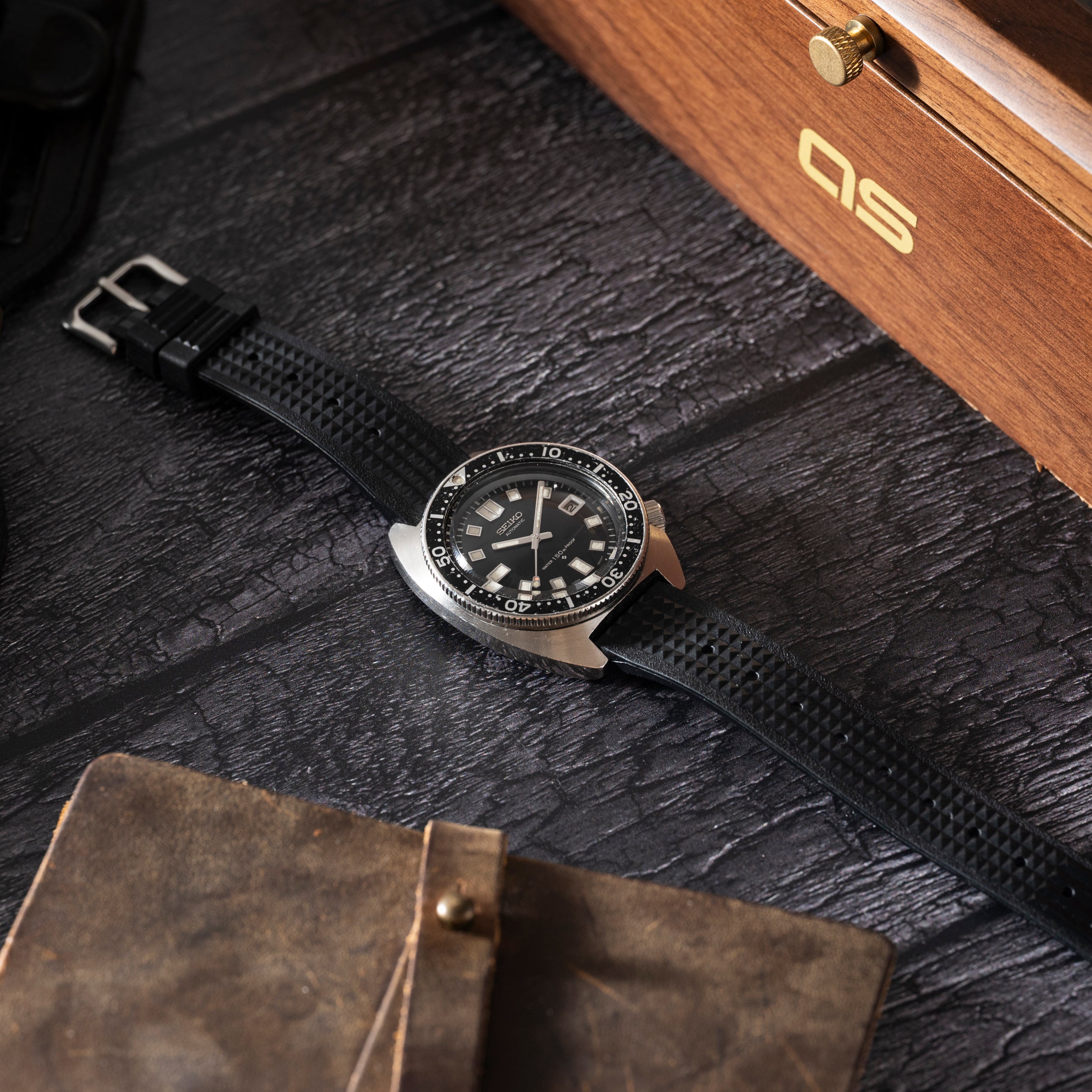 Seiko Diver 'Skinny Willard' – Analog:Shift