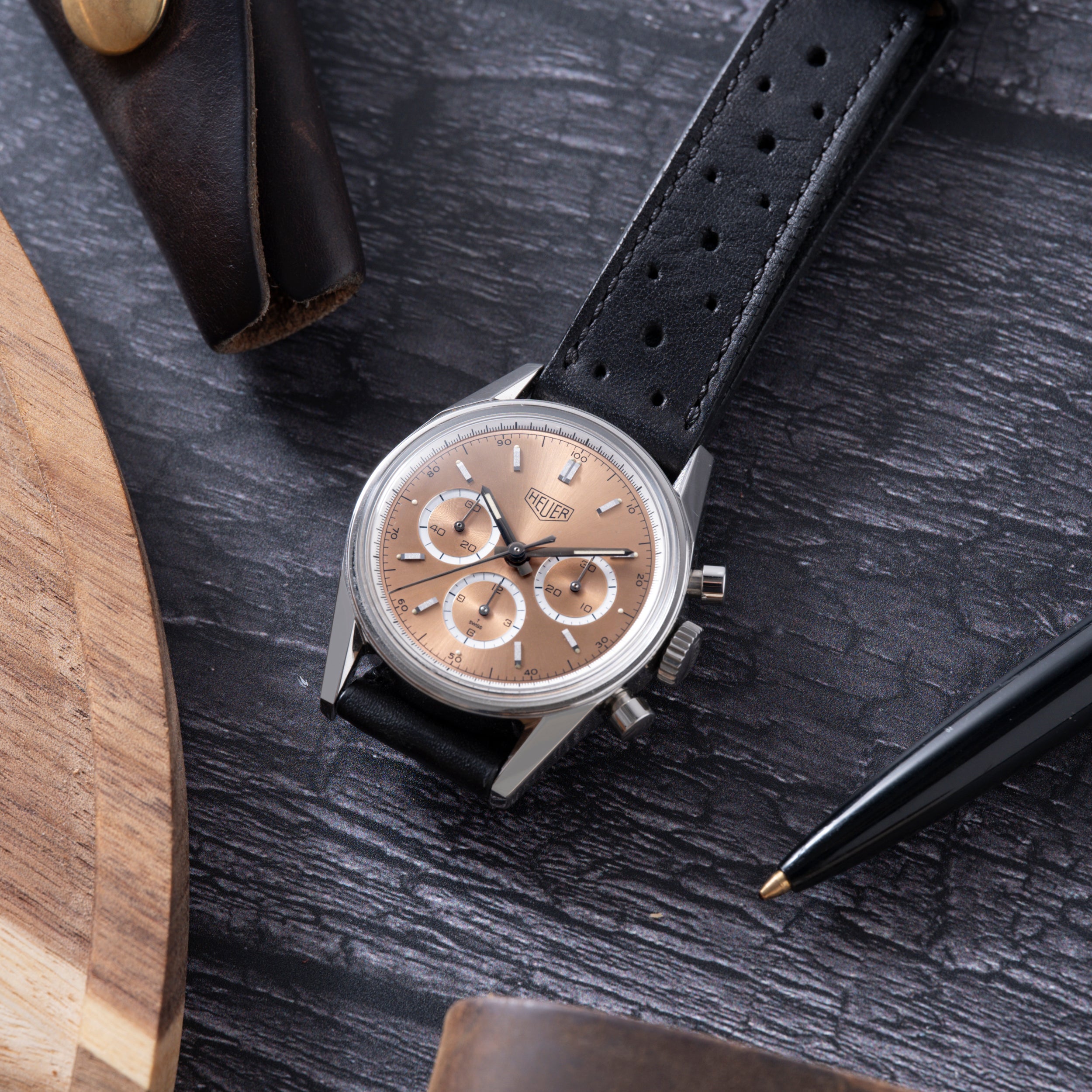 TAG Heuer 1964 Carrera Re-Edition – Analog:Shift