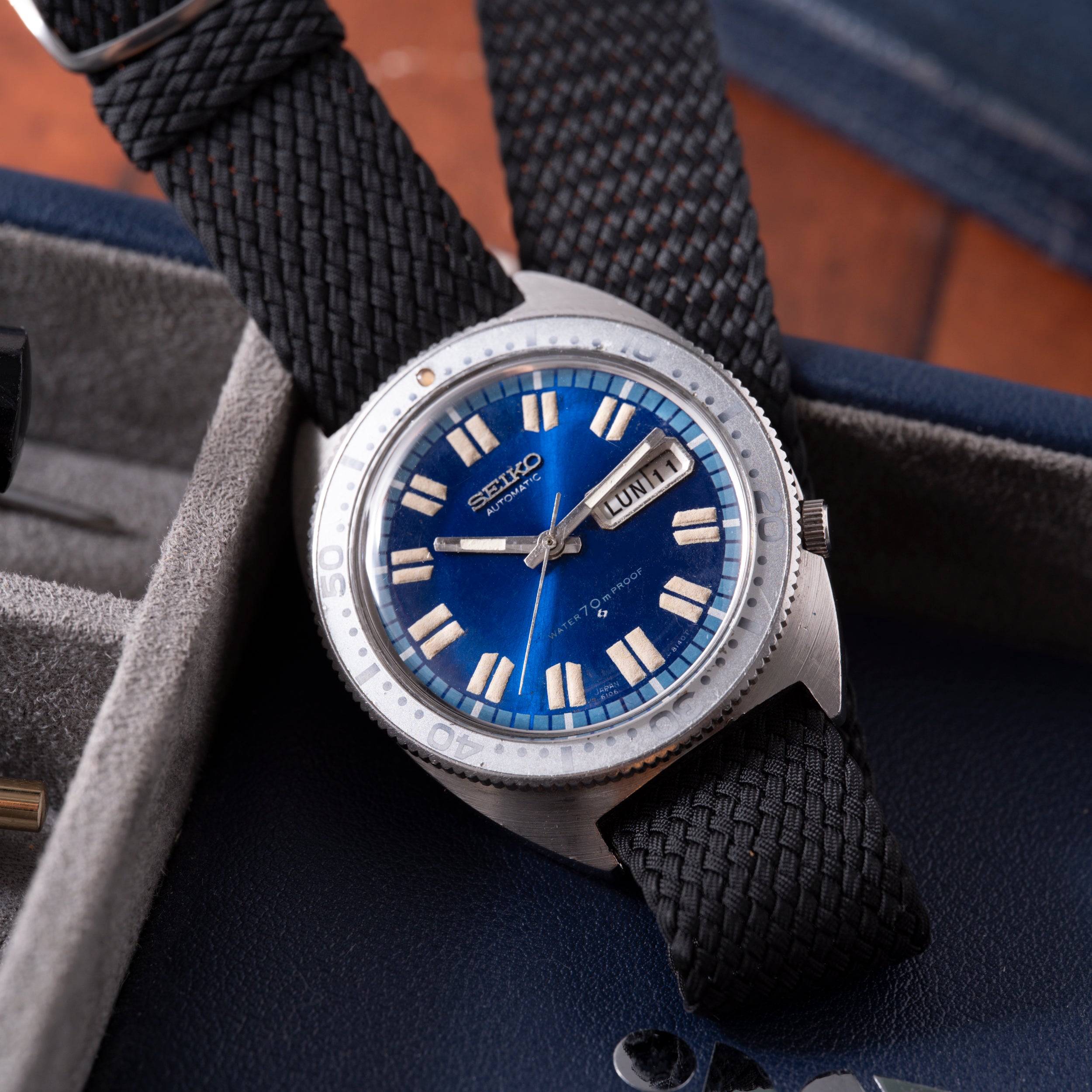 Seiko 'Blue Chevron' Diver – Analog:Shift