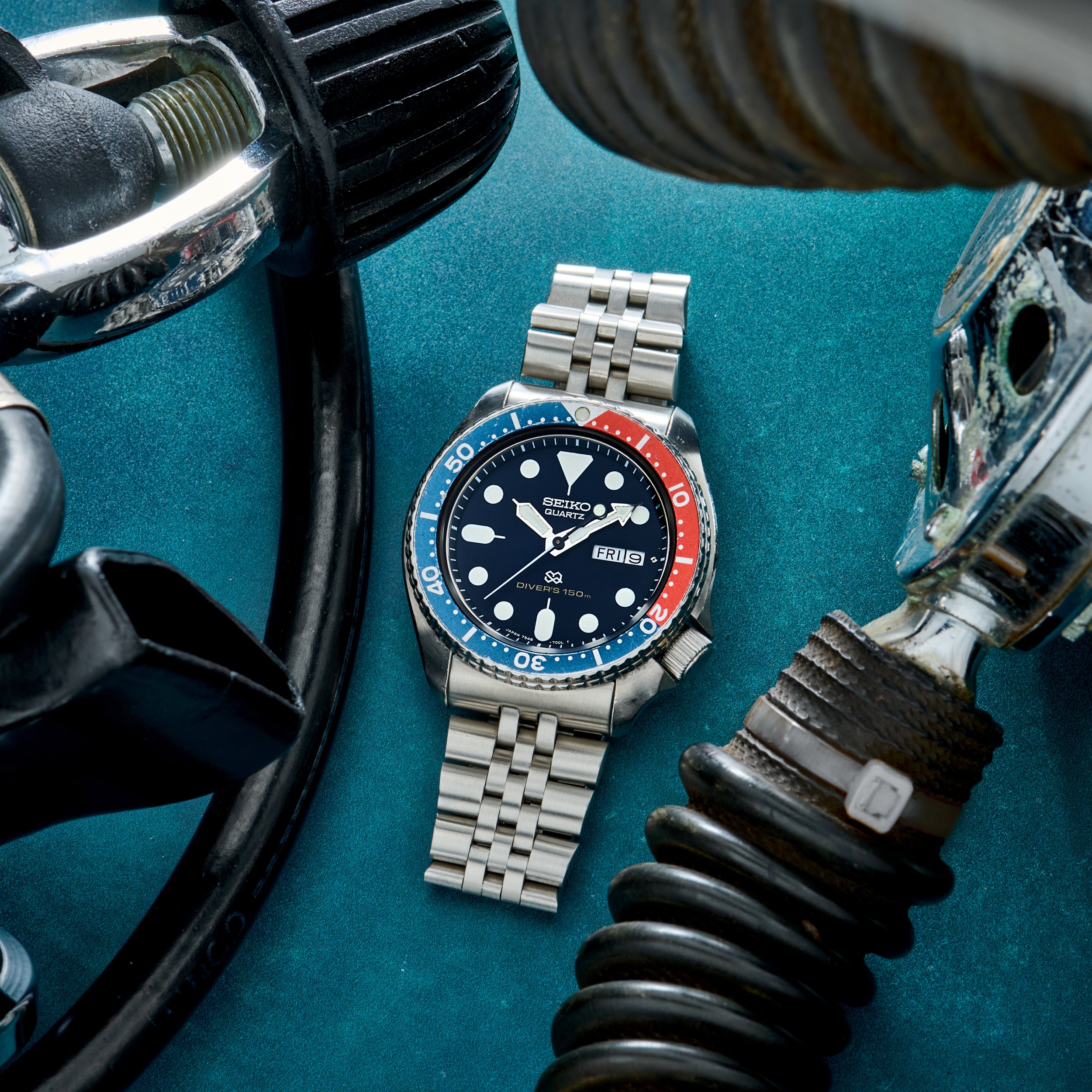Seiko 'Pepsi' Quartz Diver – Analog:Shift