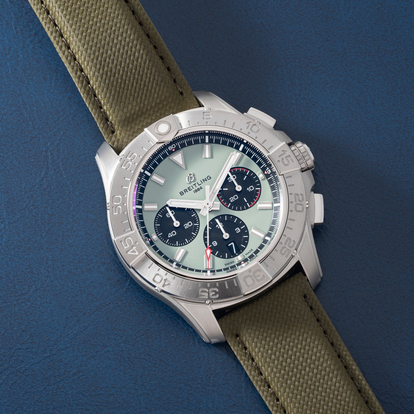 Breitling Avenger B01 Chronograph 44