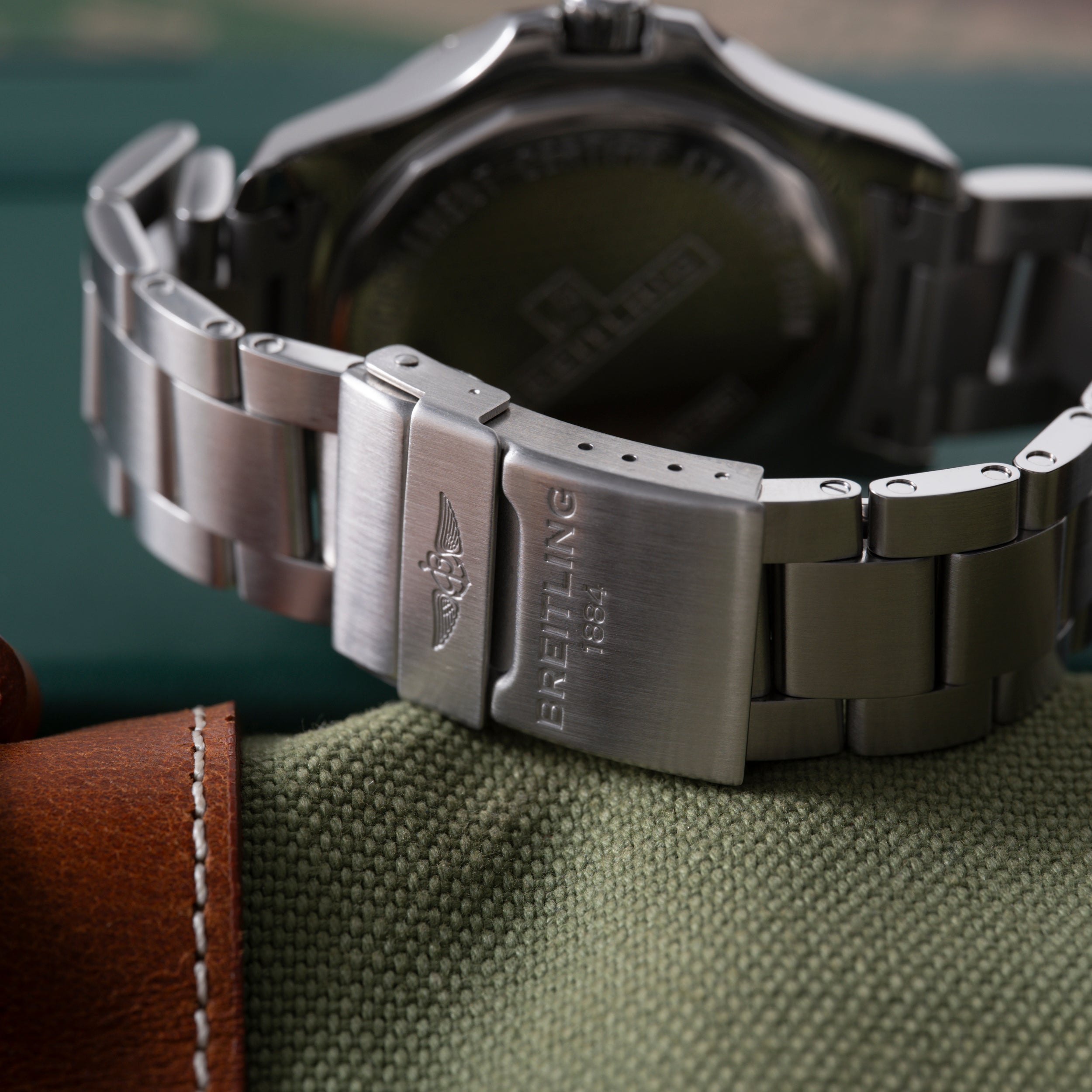 Breitling Colt – Analog:Shift
