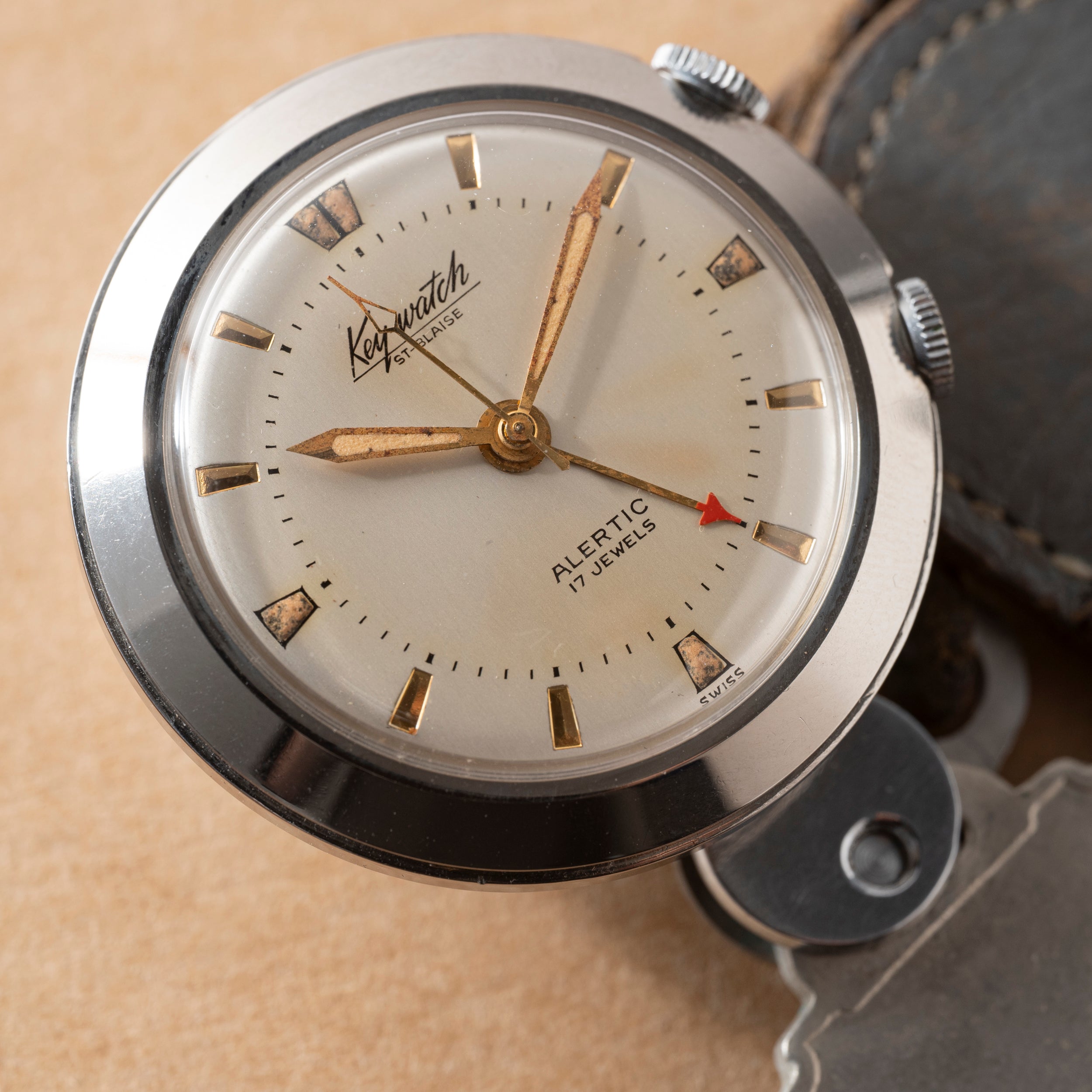 Saint Blaise Key Watch Alarm – Analog:Shift