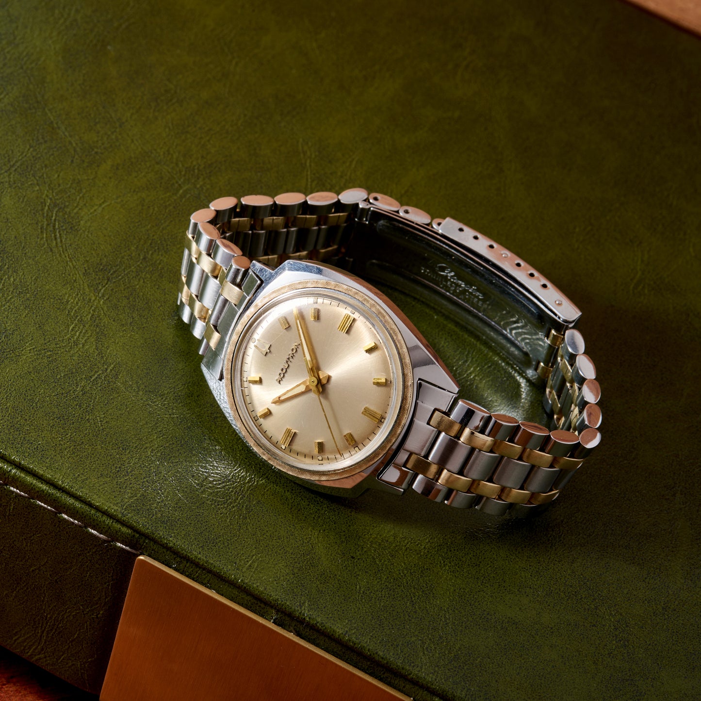 Bulova Accutron 'Floppy Football'