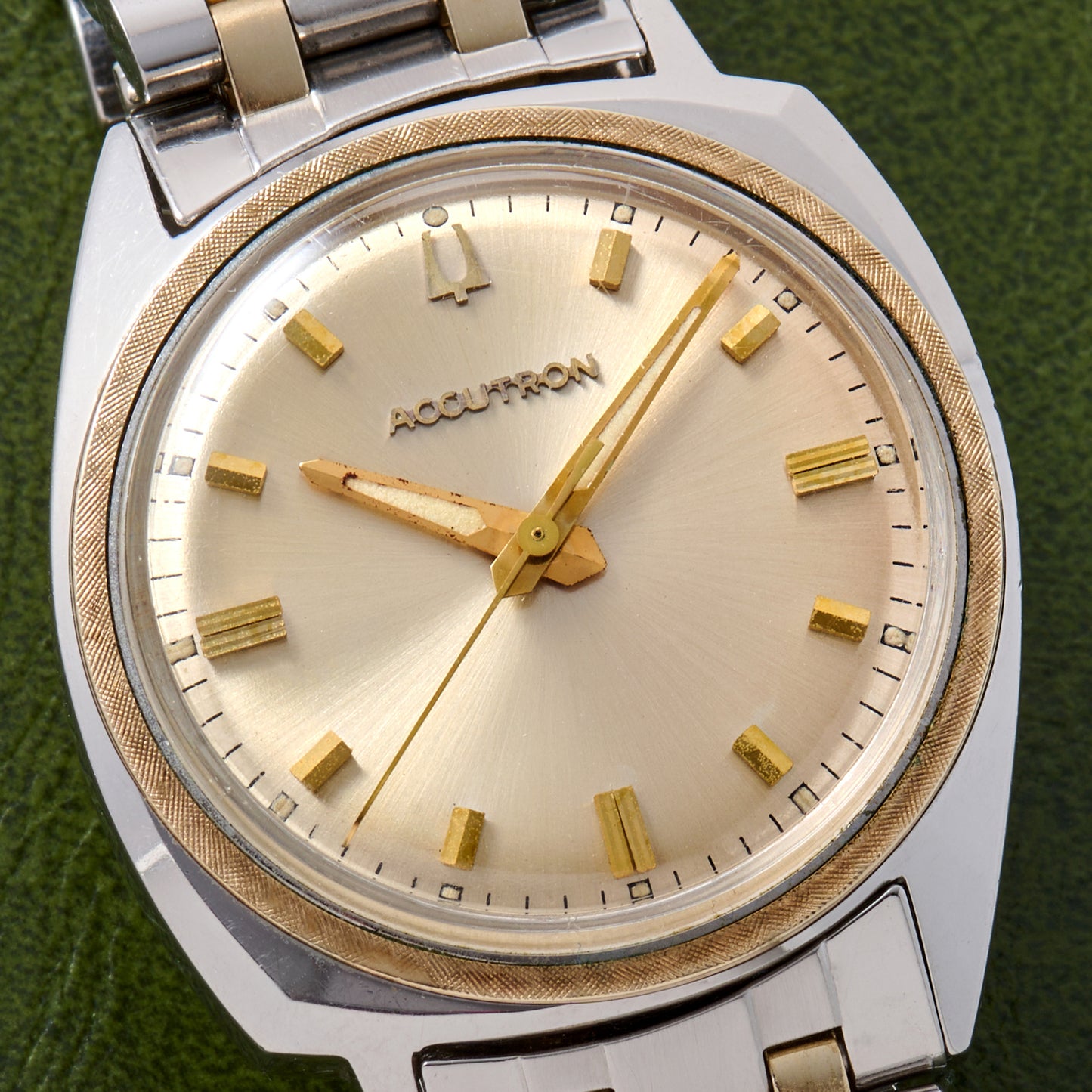 Bulova Accutron 'Floppy Football'