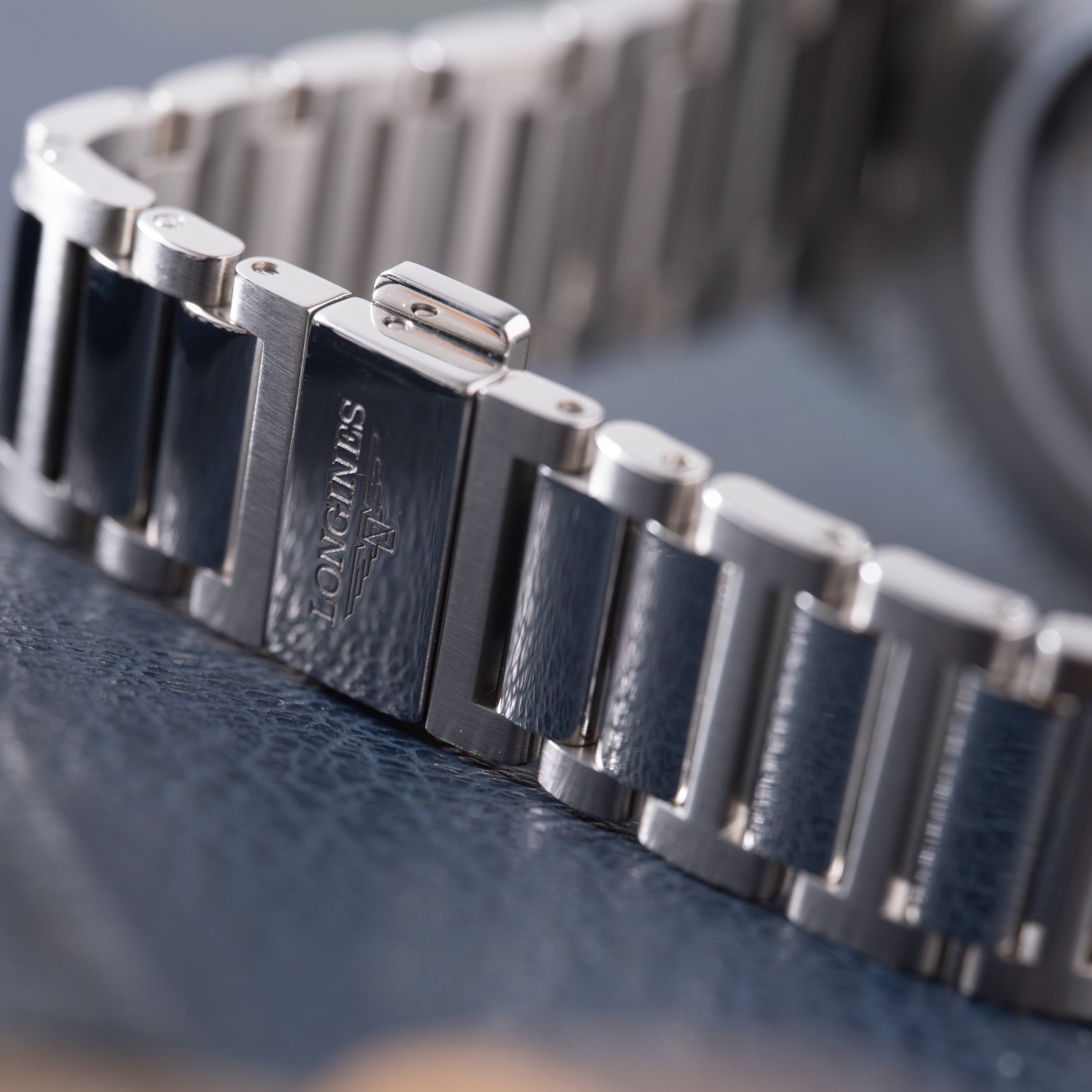 Longines Conquest Chronograph – Analog:Shift