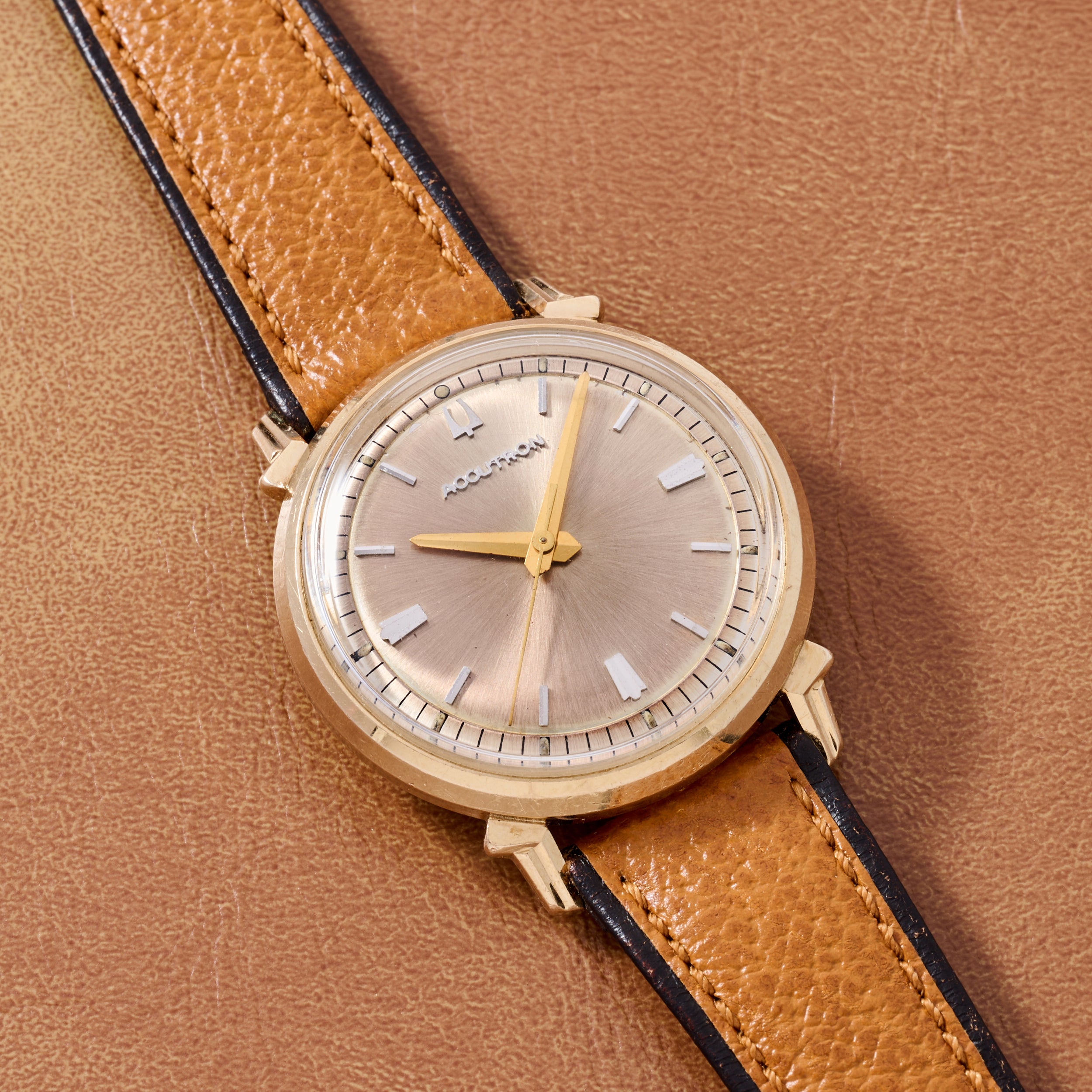 BULOVA ACCUTRON 不動品C85106アンティーク腕時計ジャンク BULOVA